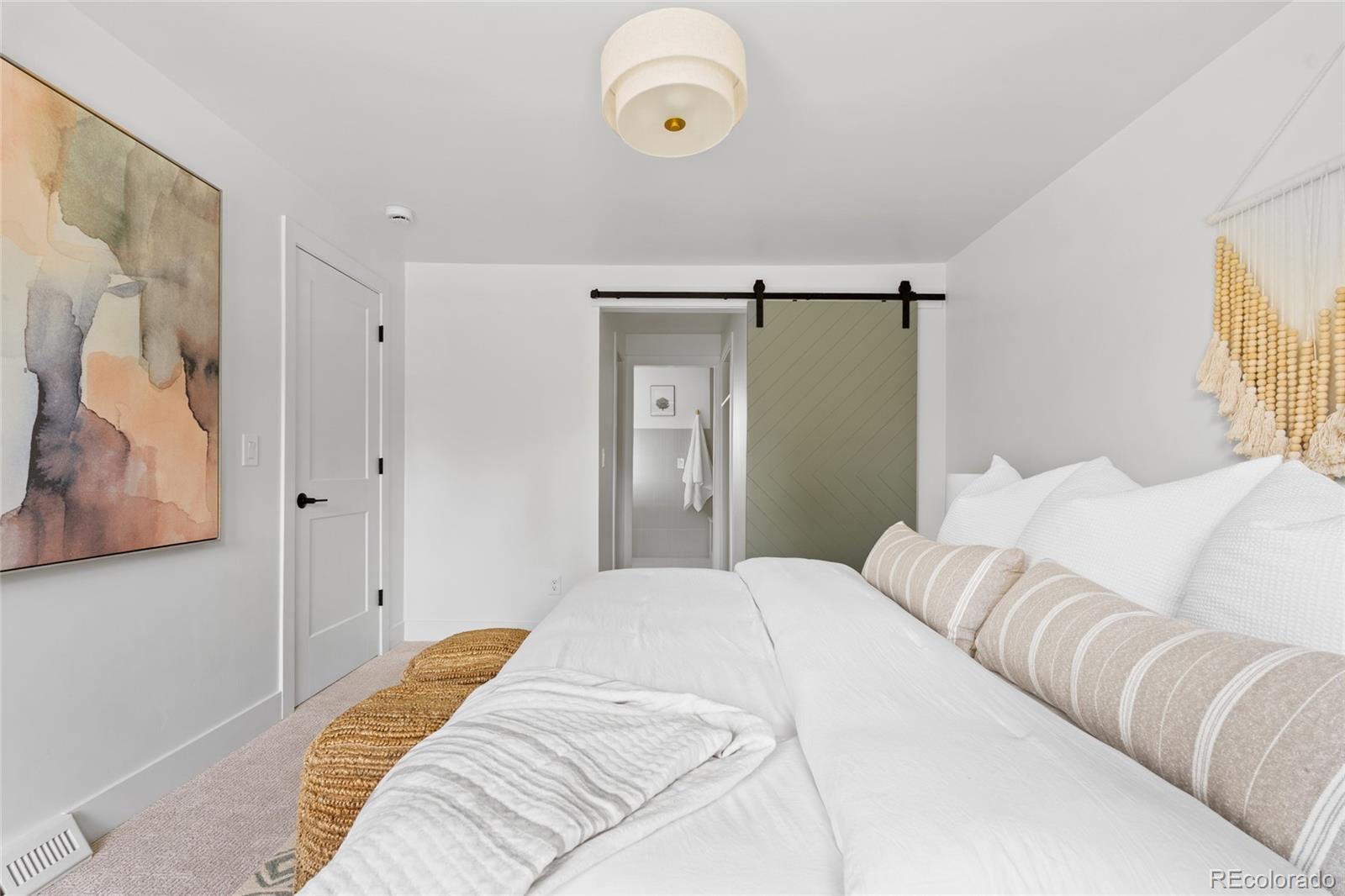 MLS Image #29 for 3930 s spruce street,denver, Colorado