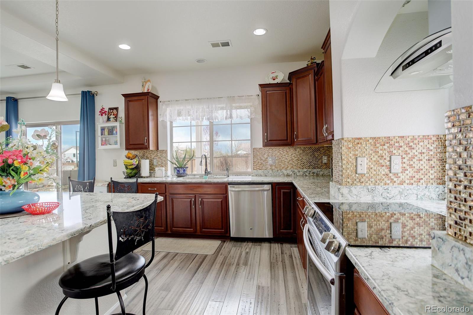 MLS Image #11 for 4971  ceylon way,denver, Colorado