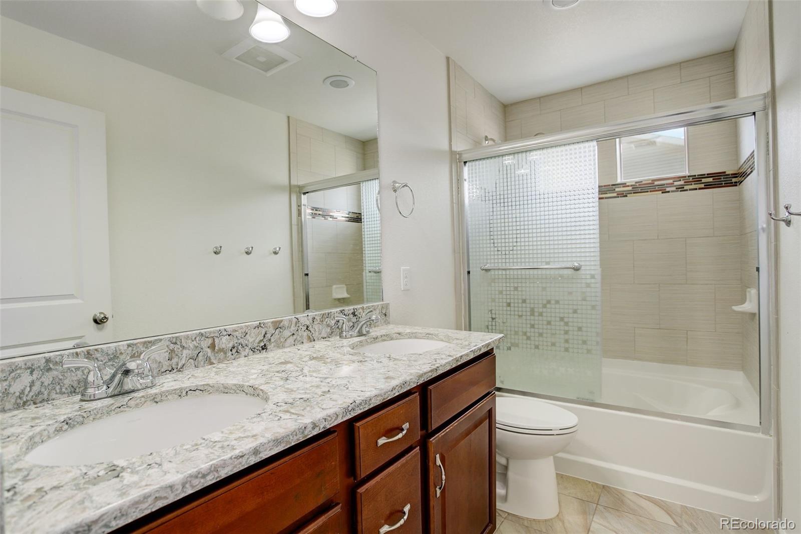 MLS Image #21 for 4971  ceylon way,denver, Colorado