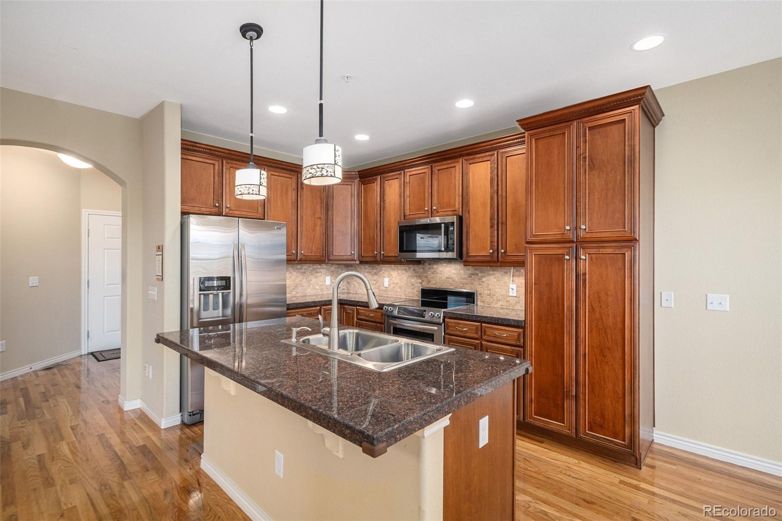 MLS Image #1 for 11962 w long circle,littleton, Colorado