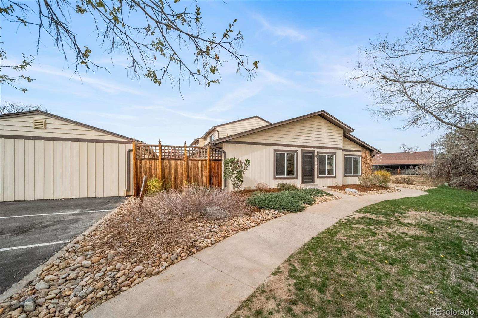 MLS Image #0 for 16086 e ithaca place,aurora, Colorado