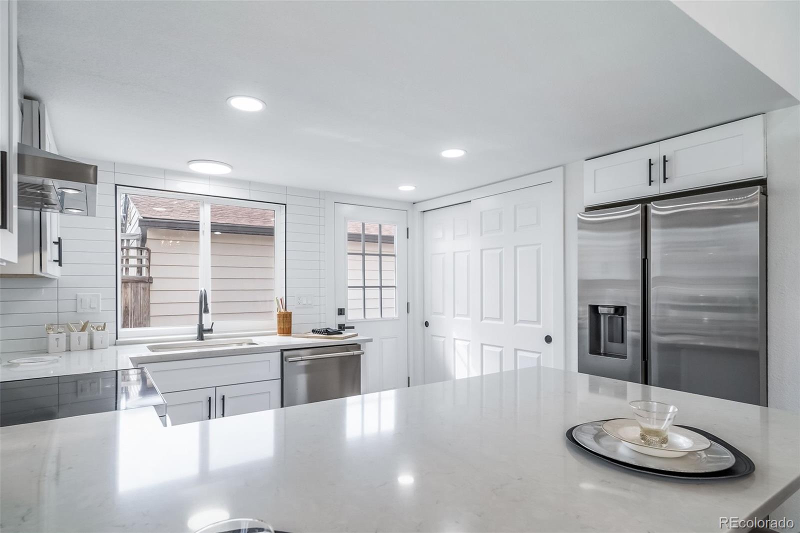 MLS Image #10 for 16086 e ithaca place,aurora, Colorado