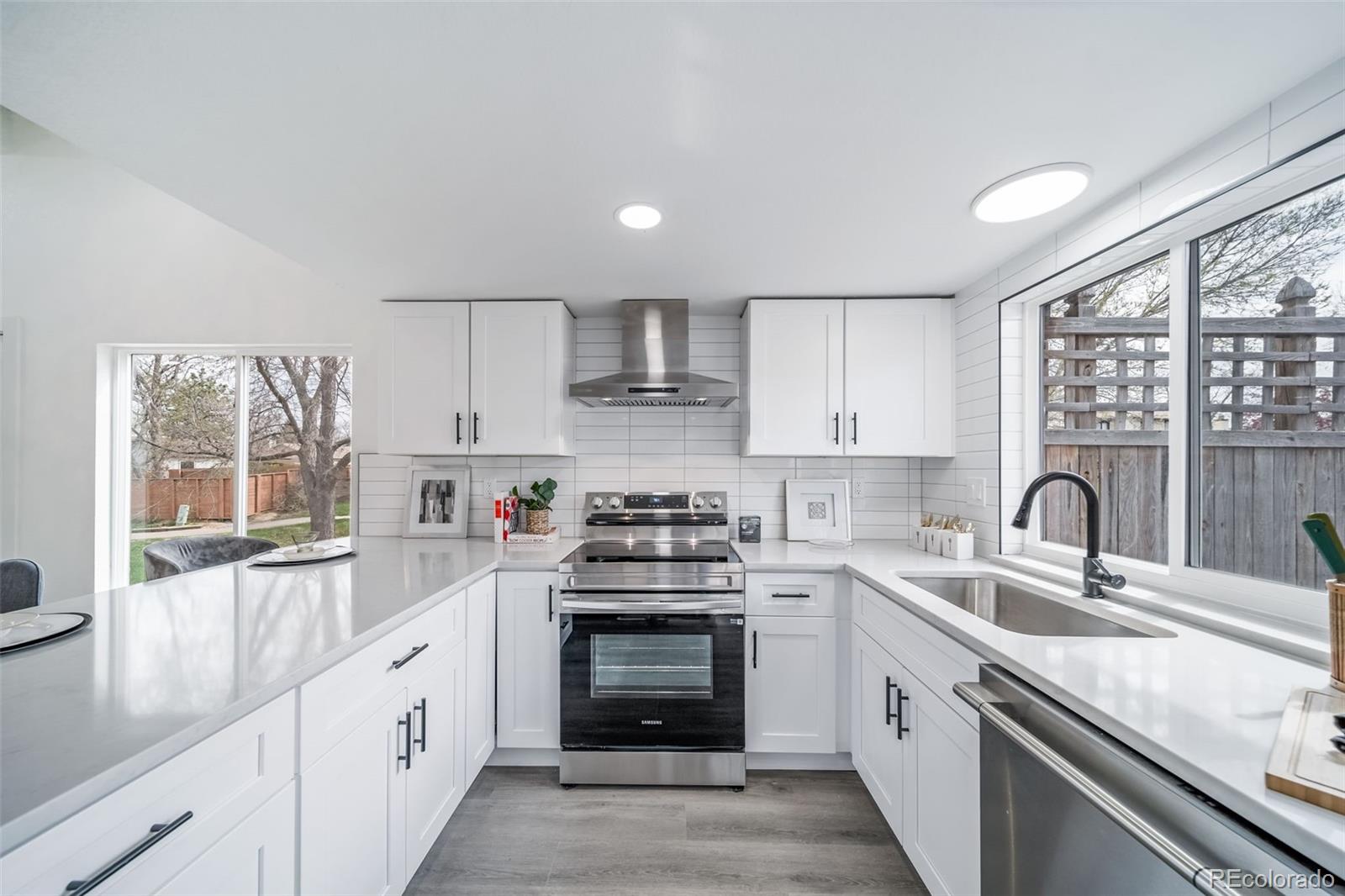 MLS Image #11 for 16086 e ithaca place,aurora, Colorado