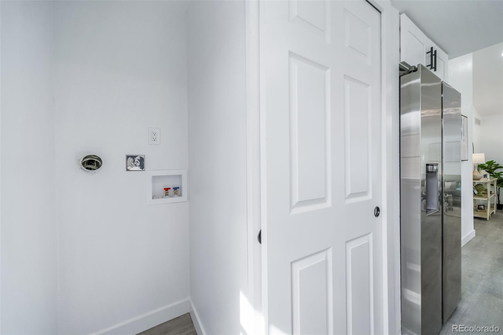 MLS Image #15 for 16086 e ithaca place,aurora, Colorado