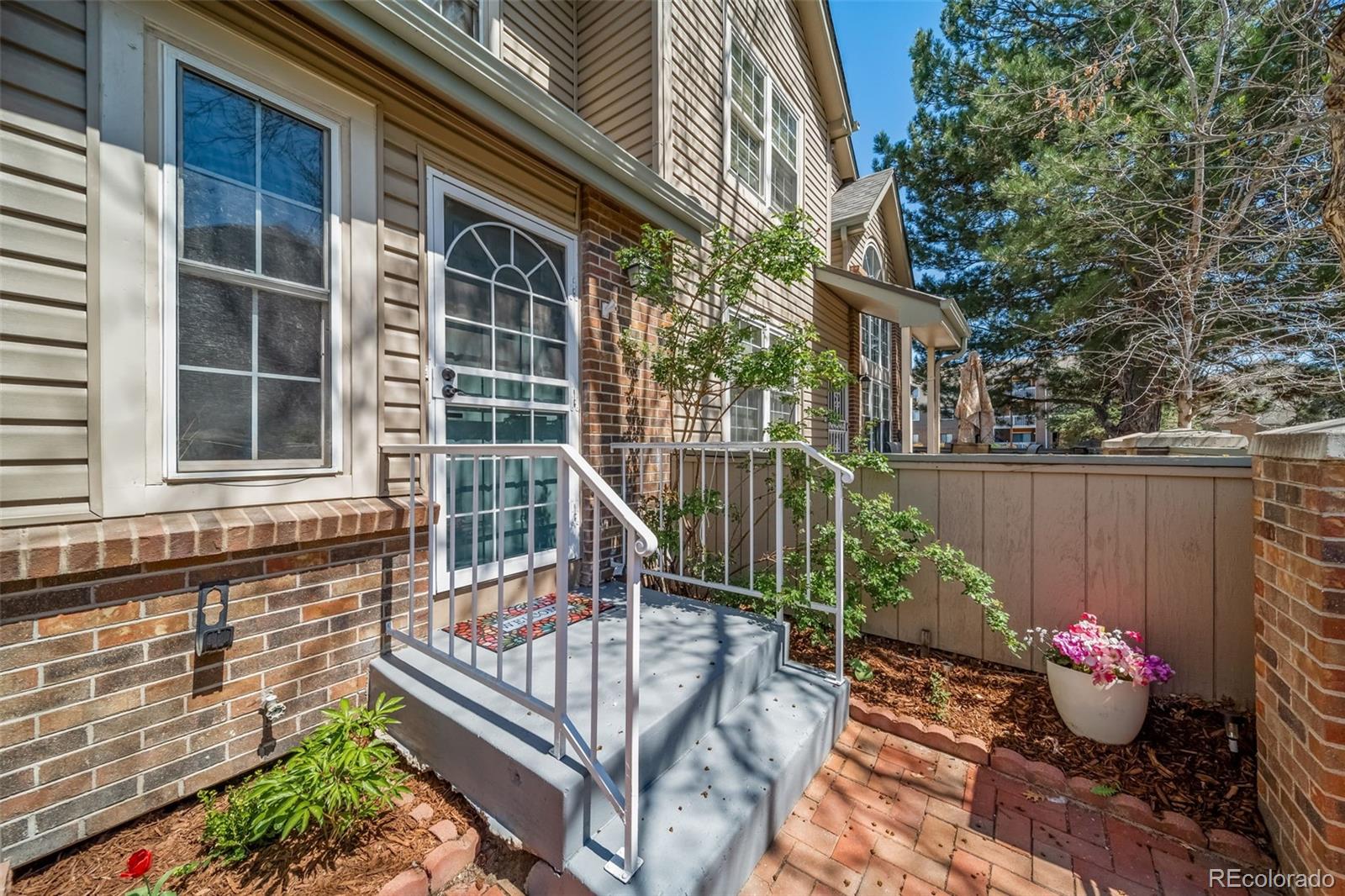MLS Image #4 for 1673 s fulton street,aurora, Colorado