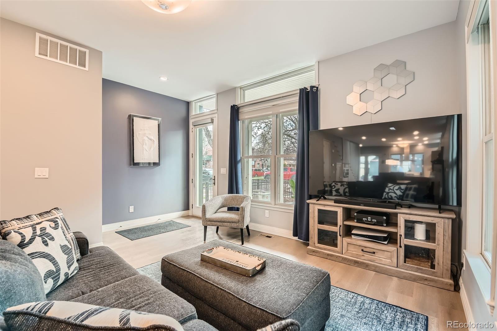 MLS Image #4 for 35  elati street,denver, Colorado
