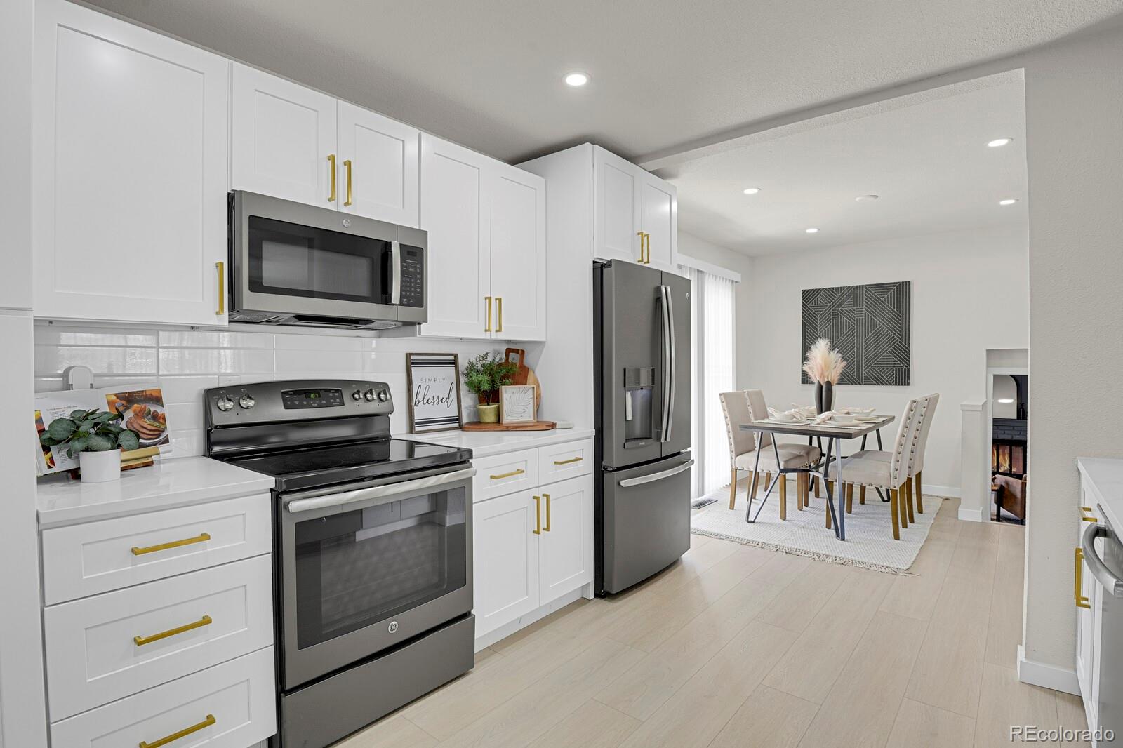 MLS Image #11 for 4425  misty drive,colorado springs, Colorado