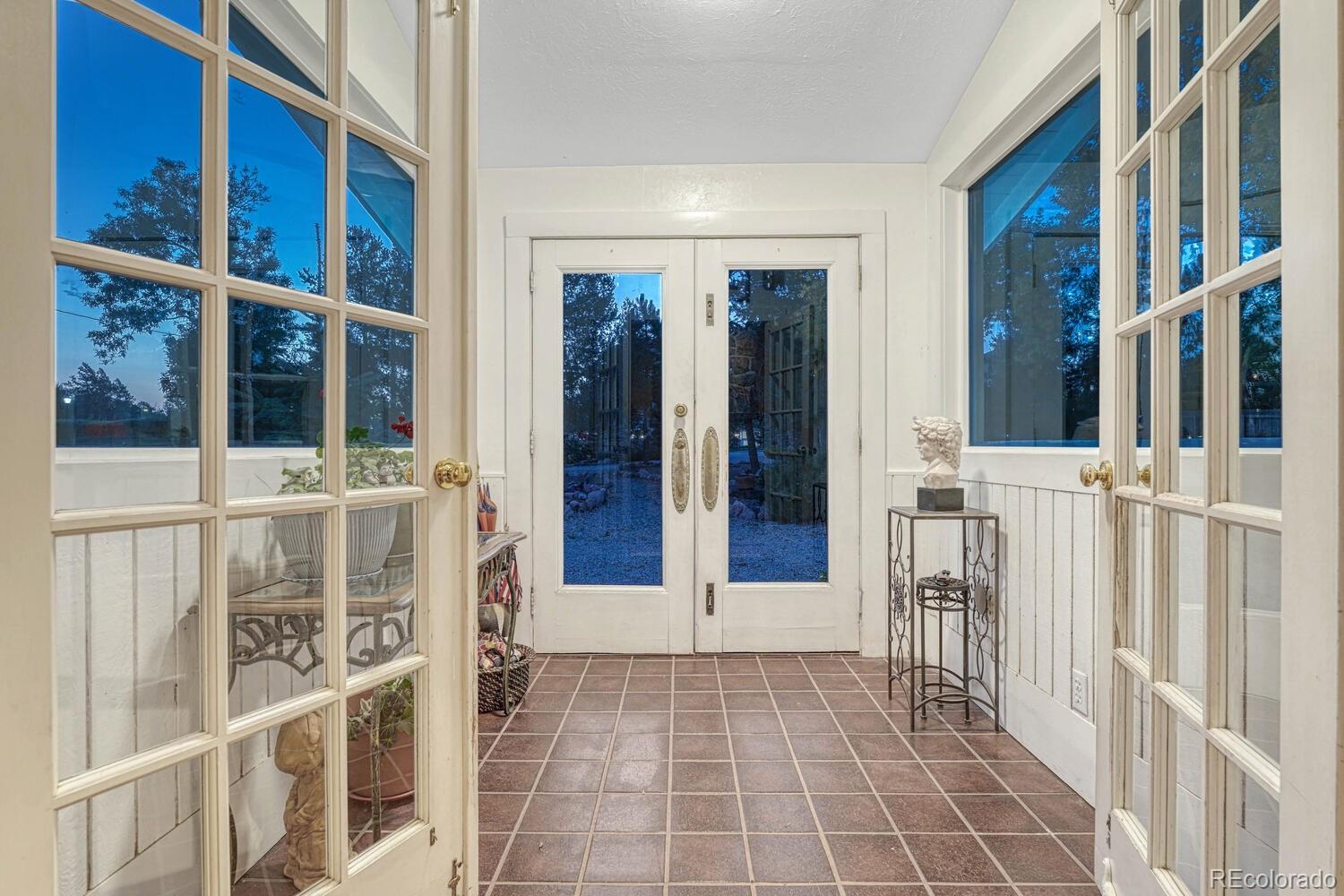 MLS Image #14 for 1516  mesa avenue,colorado springs, Colorado