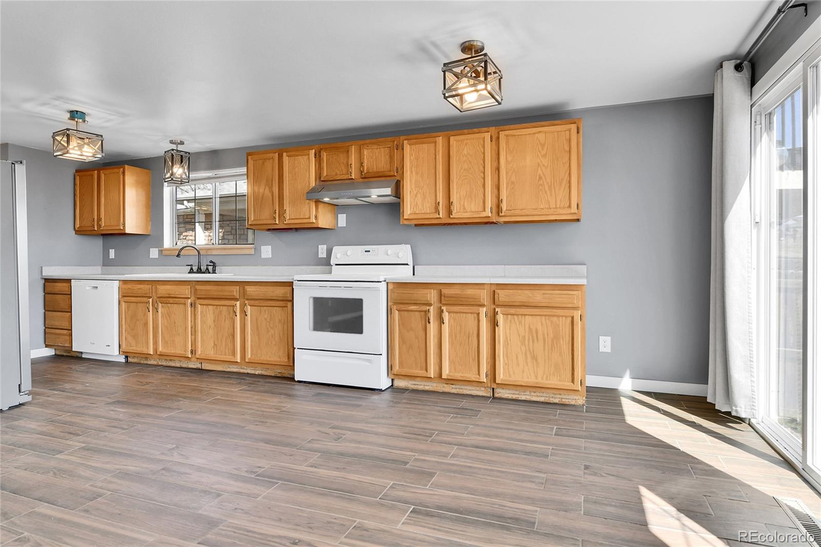 MLS Image #13 for 8050  bryant street,westminster, Colorado