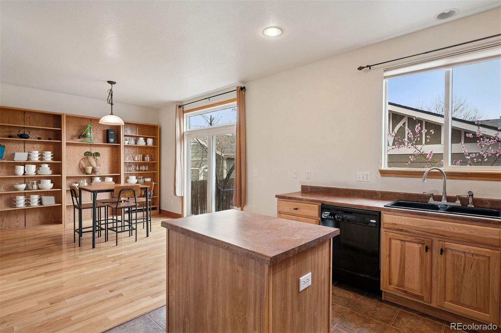 MLS Image #23 for 4386 s independence ,littleton, Colorado