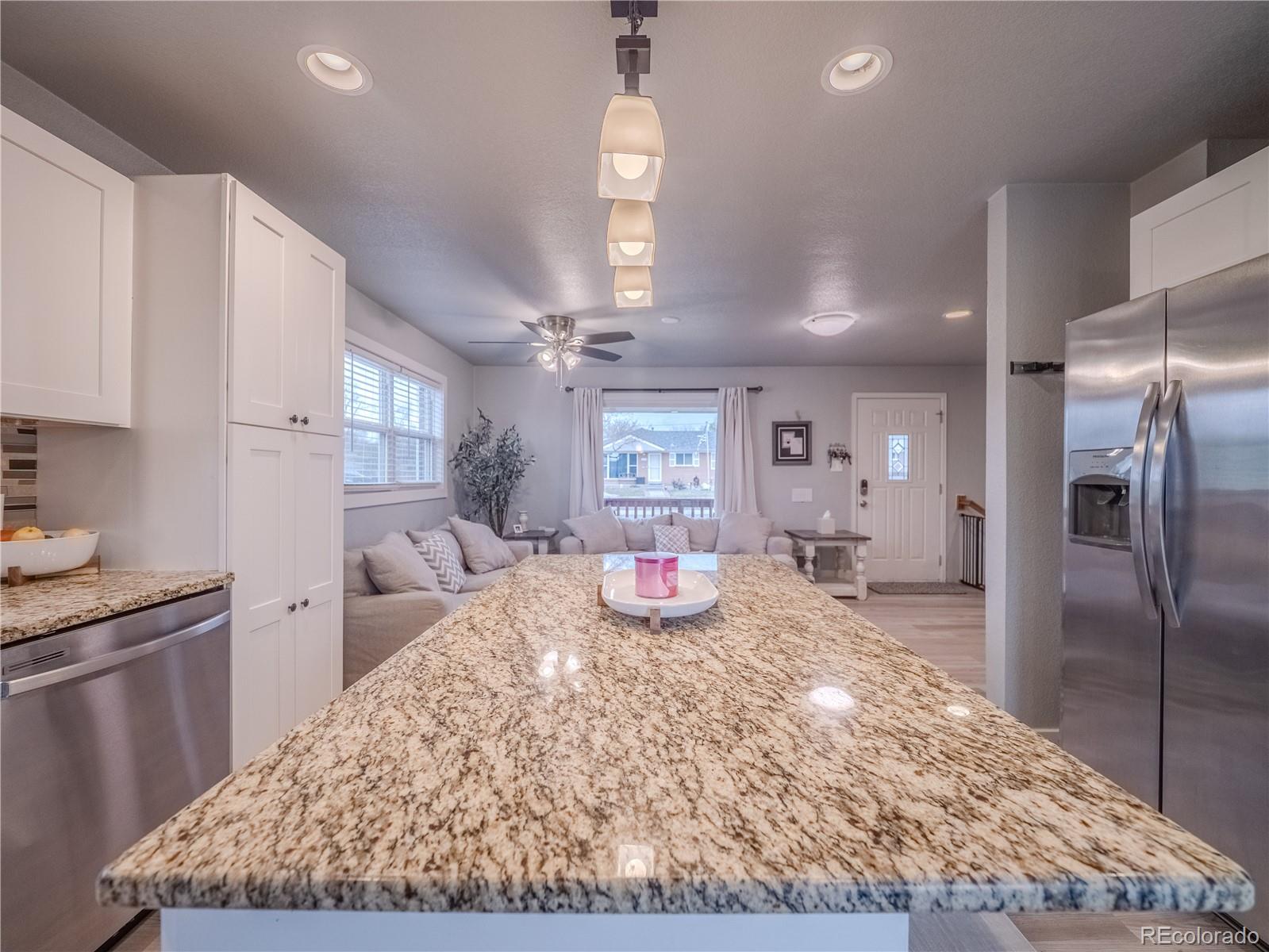 MLS Image #11 for 10948  murray drive,northglenn, Colorado