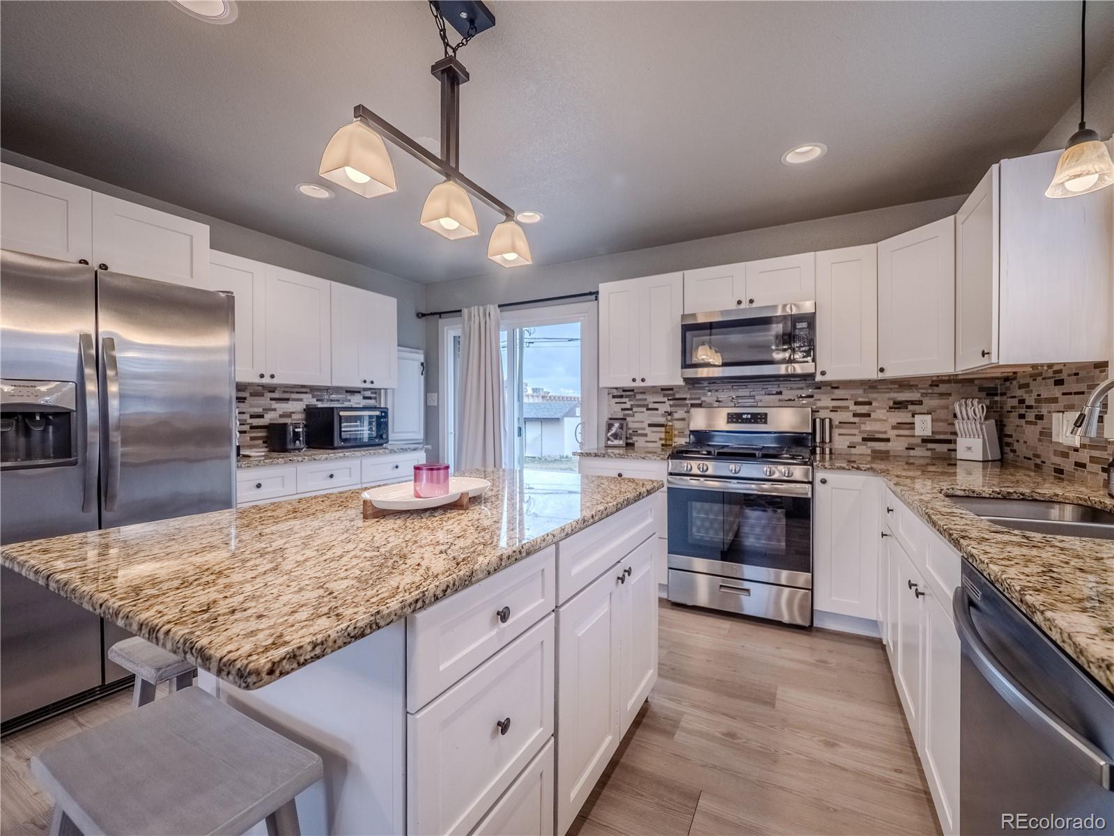 MLS Image #12 for 10948  murray drive,northglenn, Colorado
