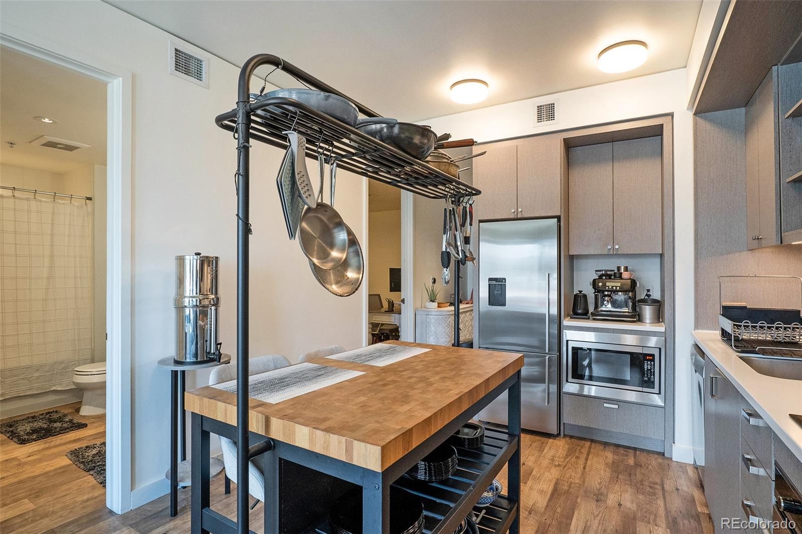 MLS Image #6 for 1750  wewatta street 728,denver, Colorado