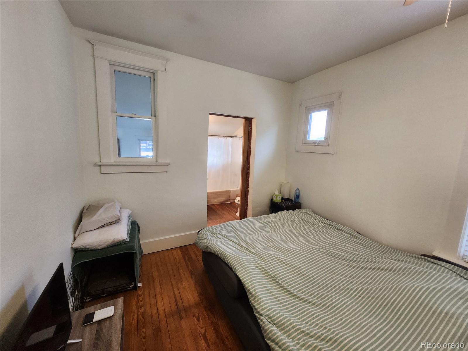 MLS Image #16 for 1661 s lincoln street,denver, Colorado
