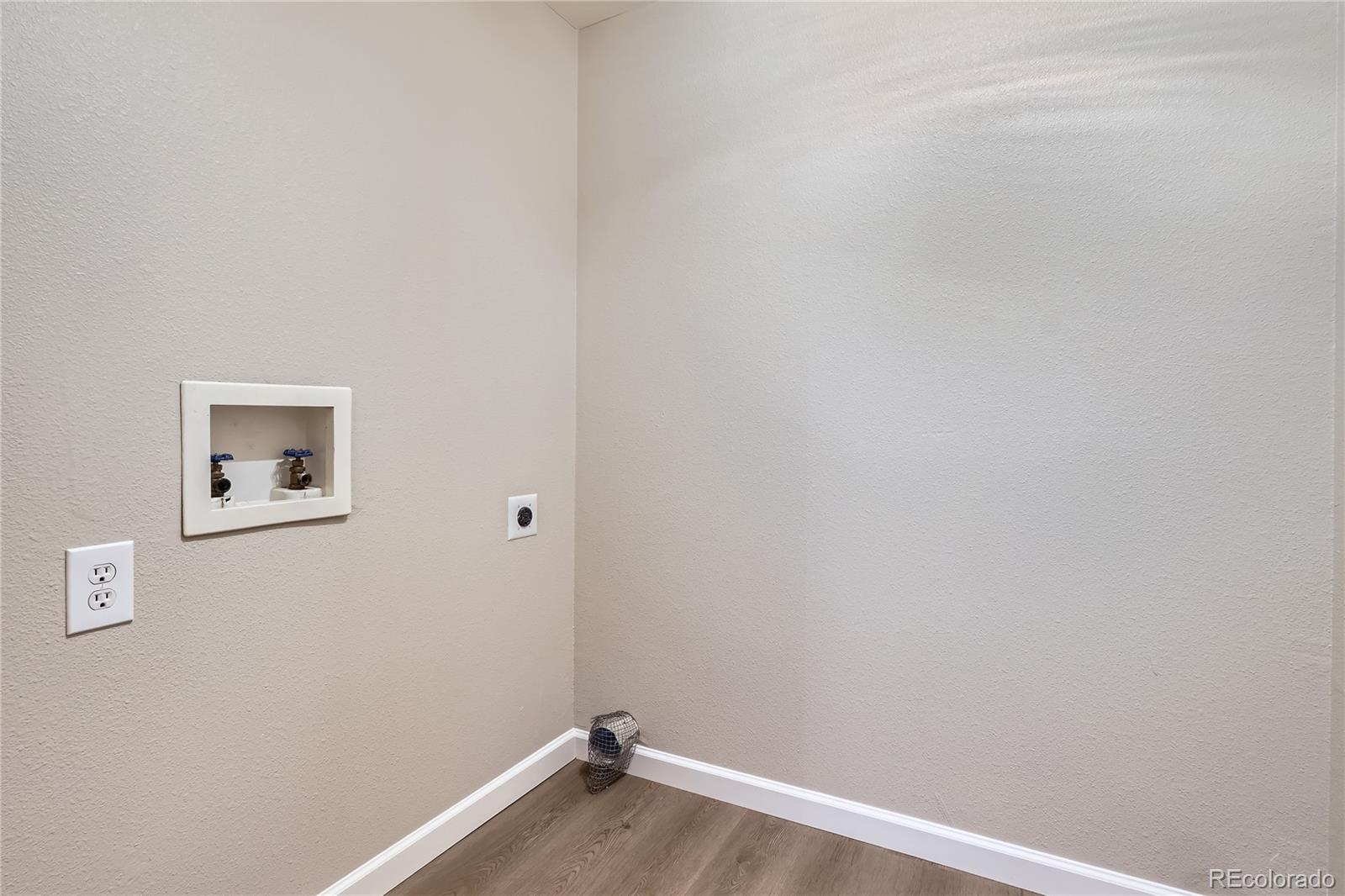 MLS Image #8 for 1169 n tabor drive,castle rock, Colorado