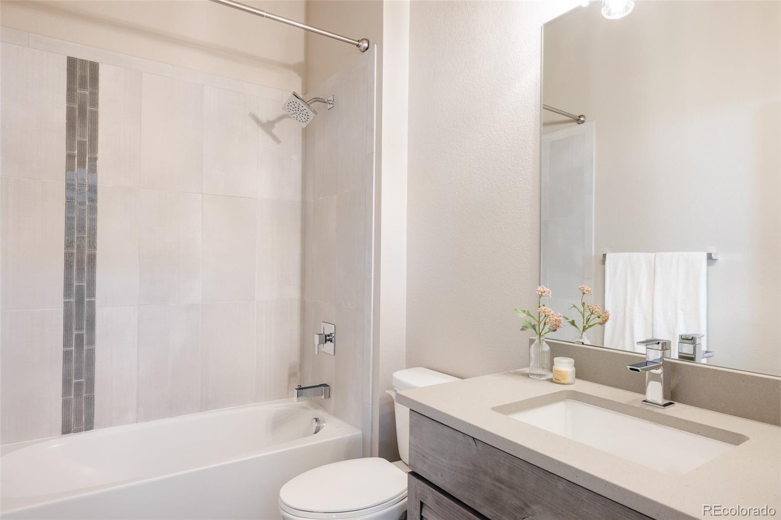 MLS Image #19 for 9091 e 61st avenue,denver, Colorado
