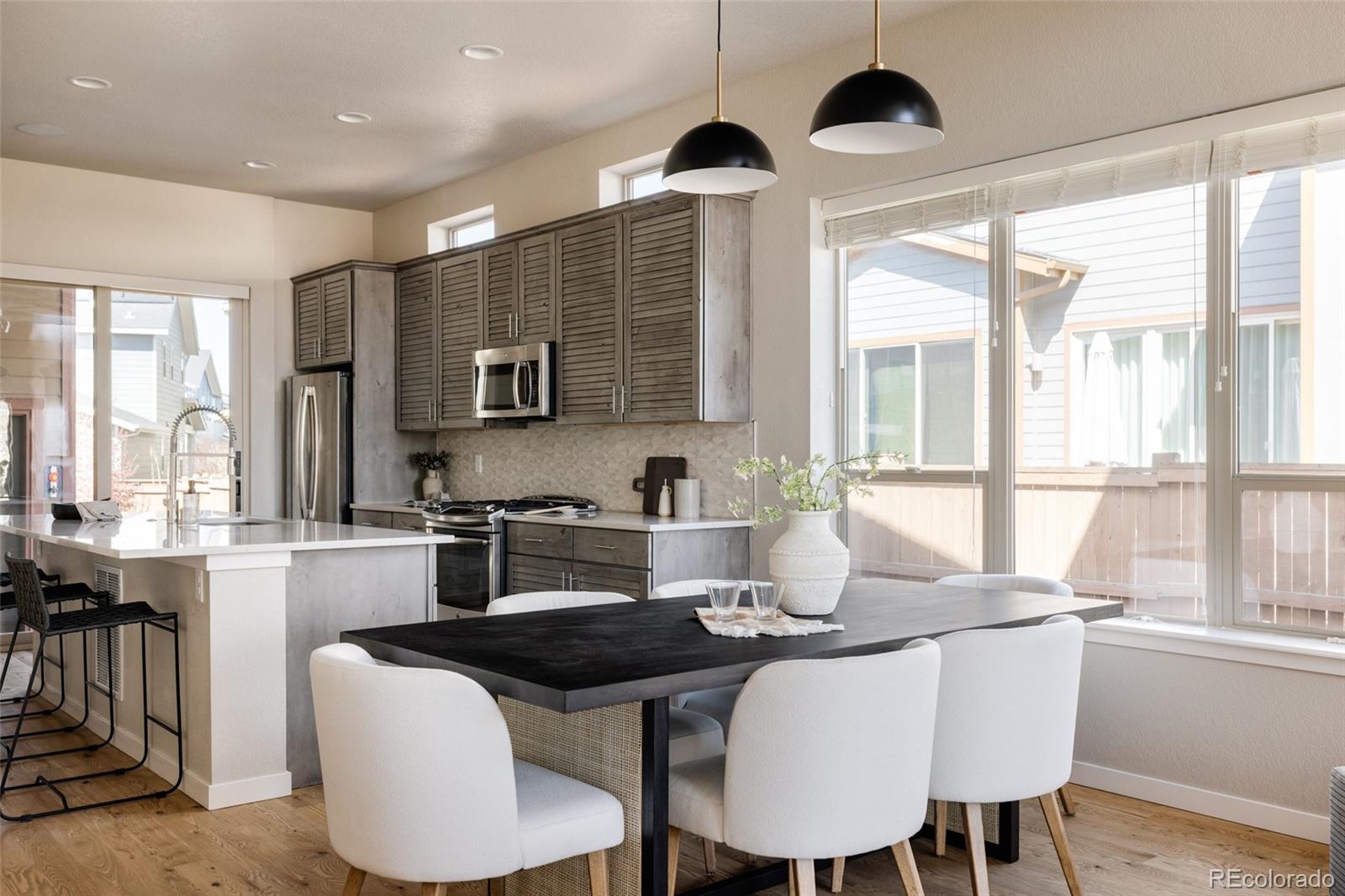 MLS Image #4 for 9091 e 61st avenue,denver, Colorado