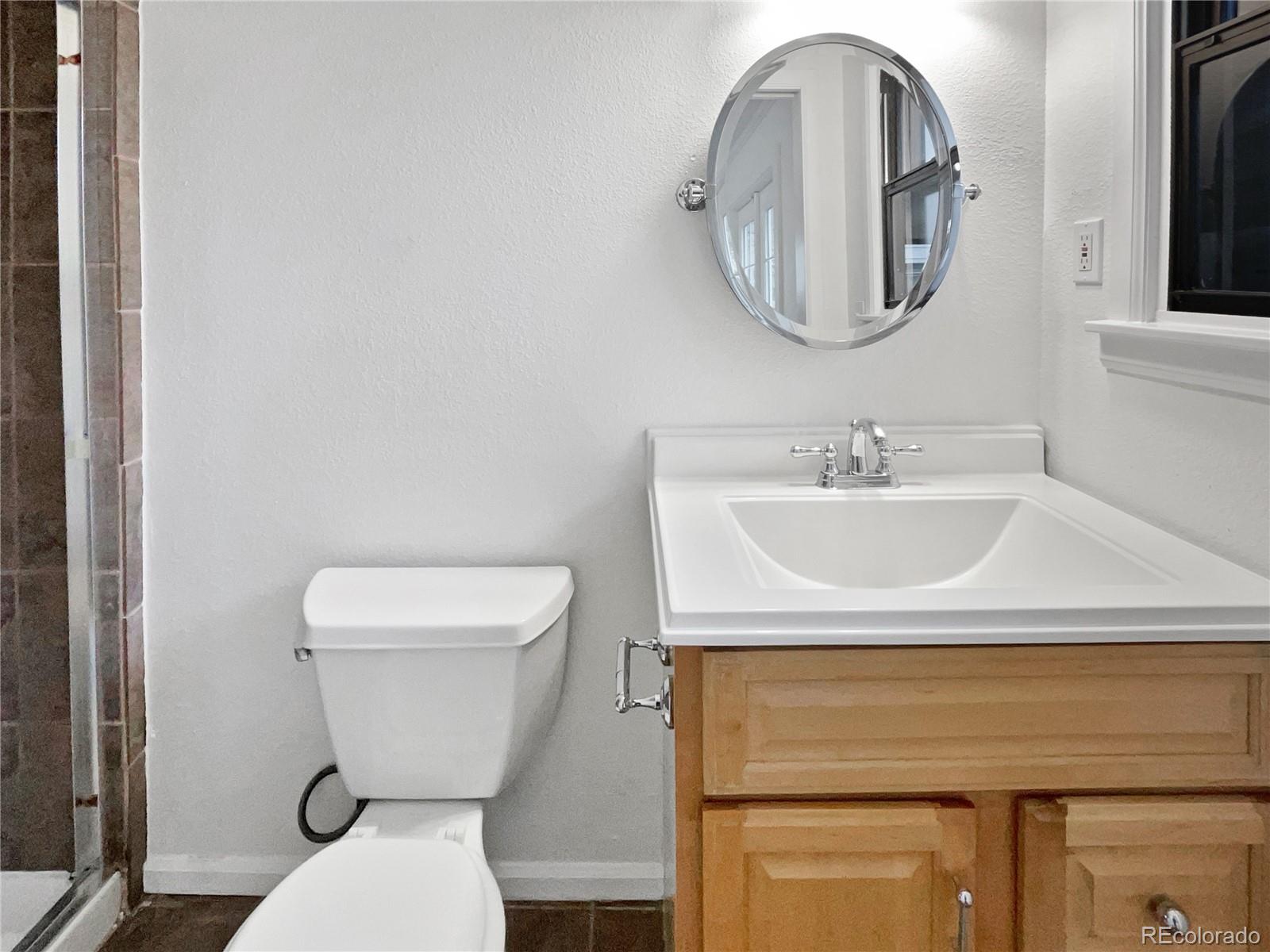 MLS Image #5 for 2900 s downing street,englewood, Colorado
