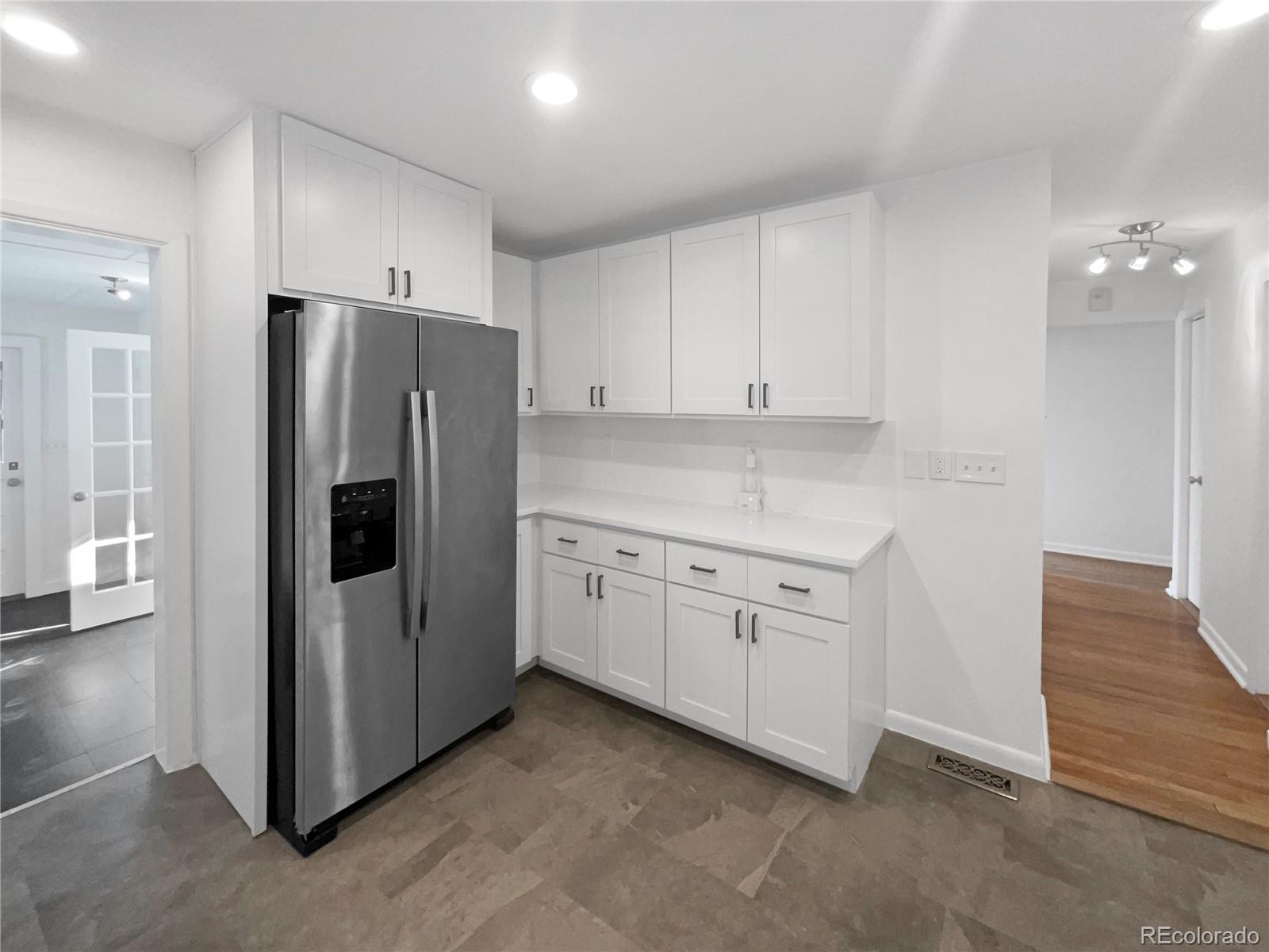 MLS Image #9 for 2900 s downing street,englewood, Colorado