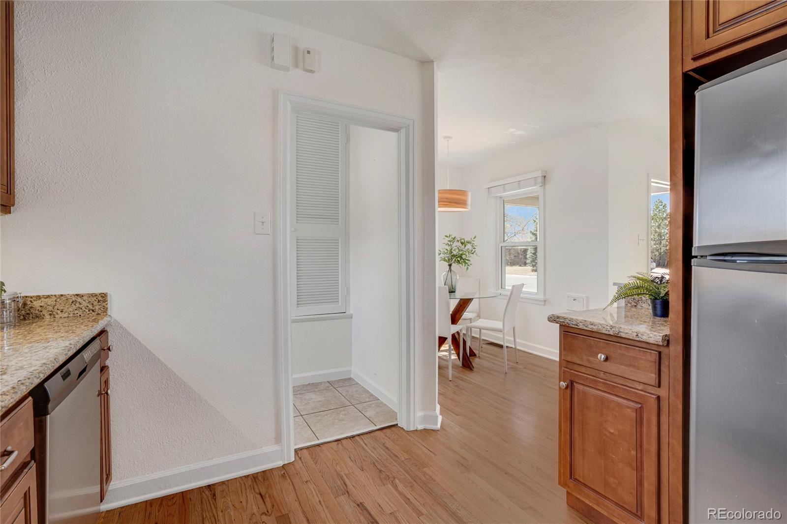 MLS Image #10 for 2590 s williams street,denver, Colorado
