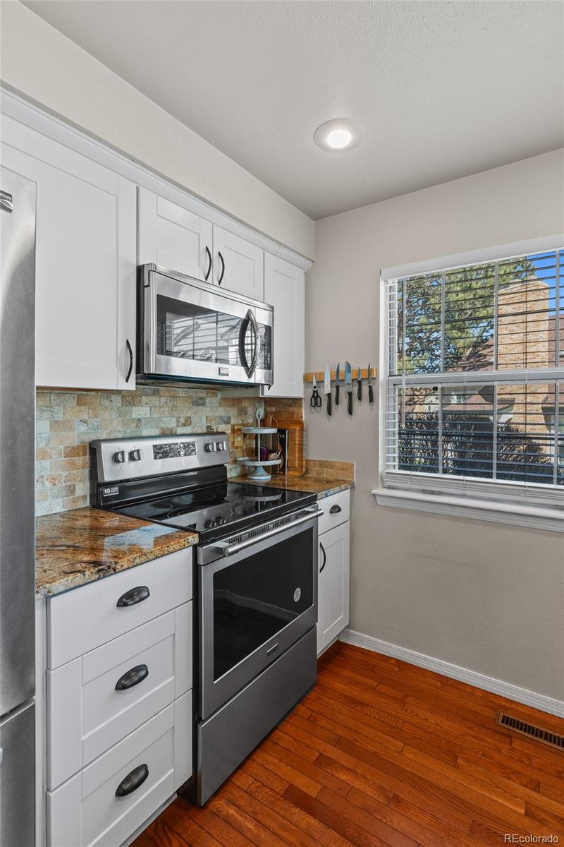 MLS Image #15 for 949 s evanston circle,aurora, Colorado