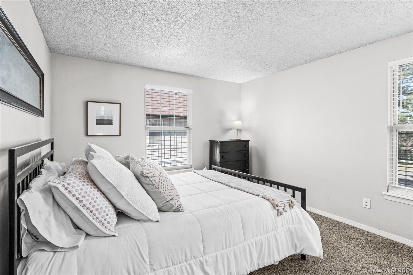 MLS Image #20 for 949 s evanston circle,aurora, Colorado