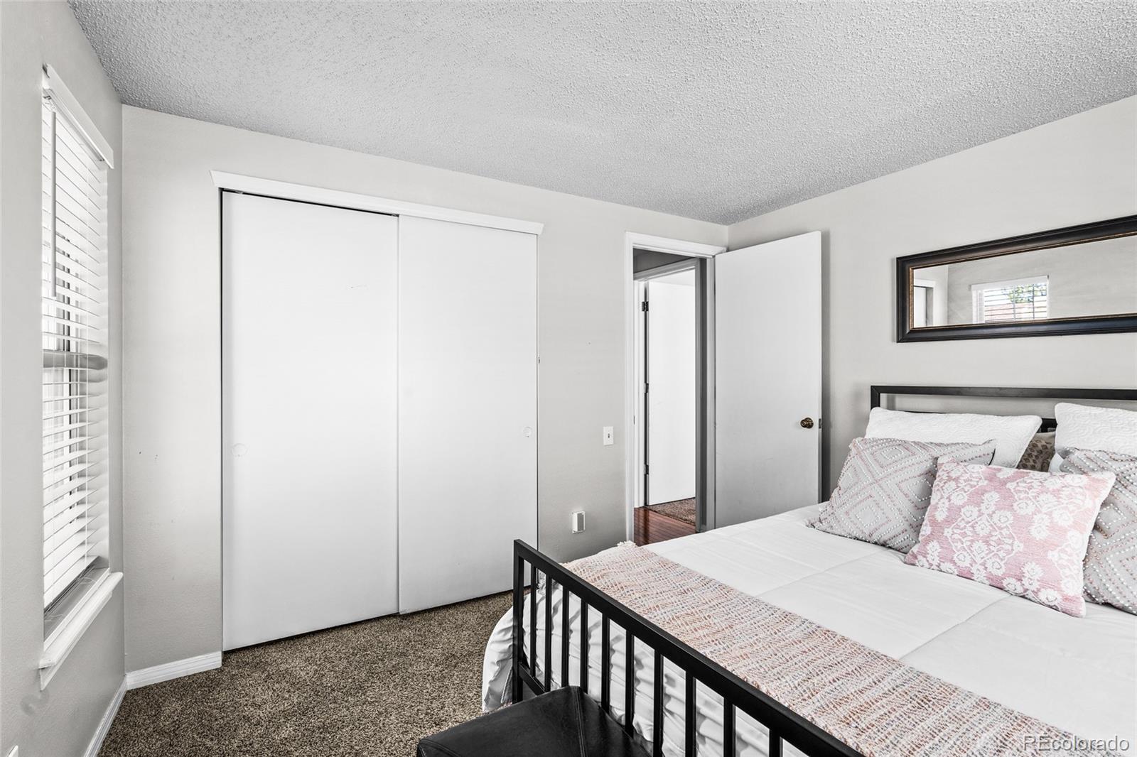 MLS Image #22 for 949 s evanston circle,aurora, Colorado