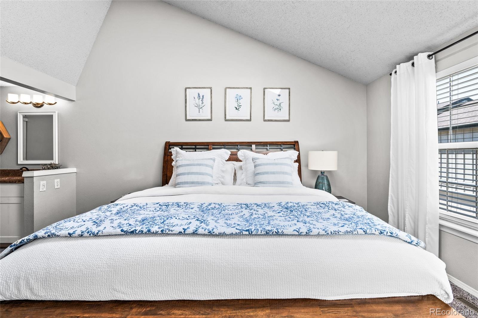MLS Image #26 for 949 s evanston circle,aurora, Colorado