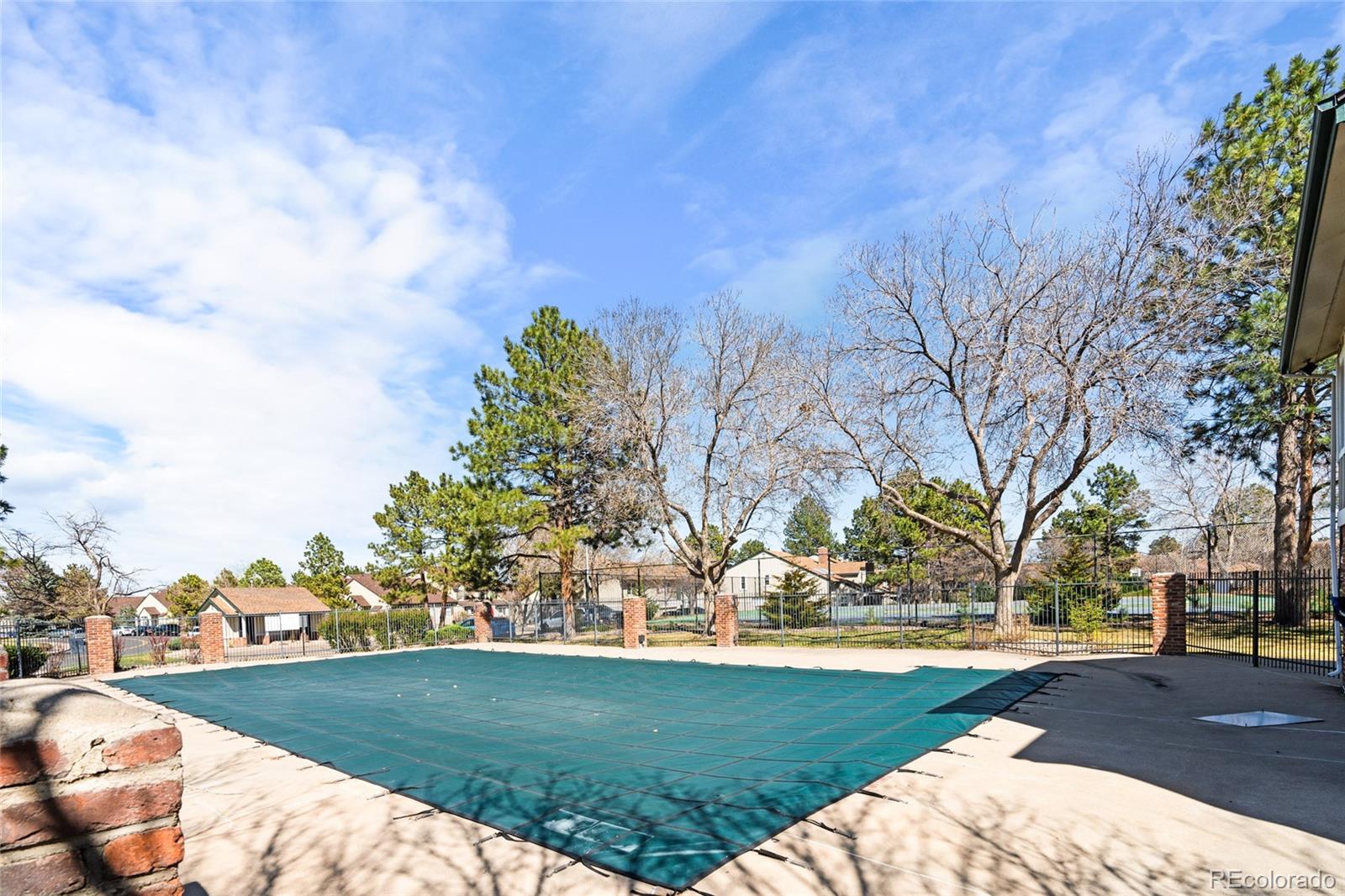 MLS Image #37 for 949 s evanston circle,aurora, Colorado