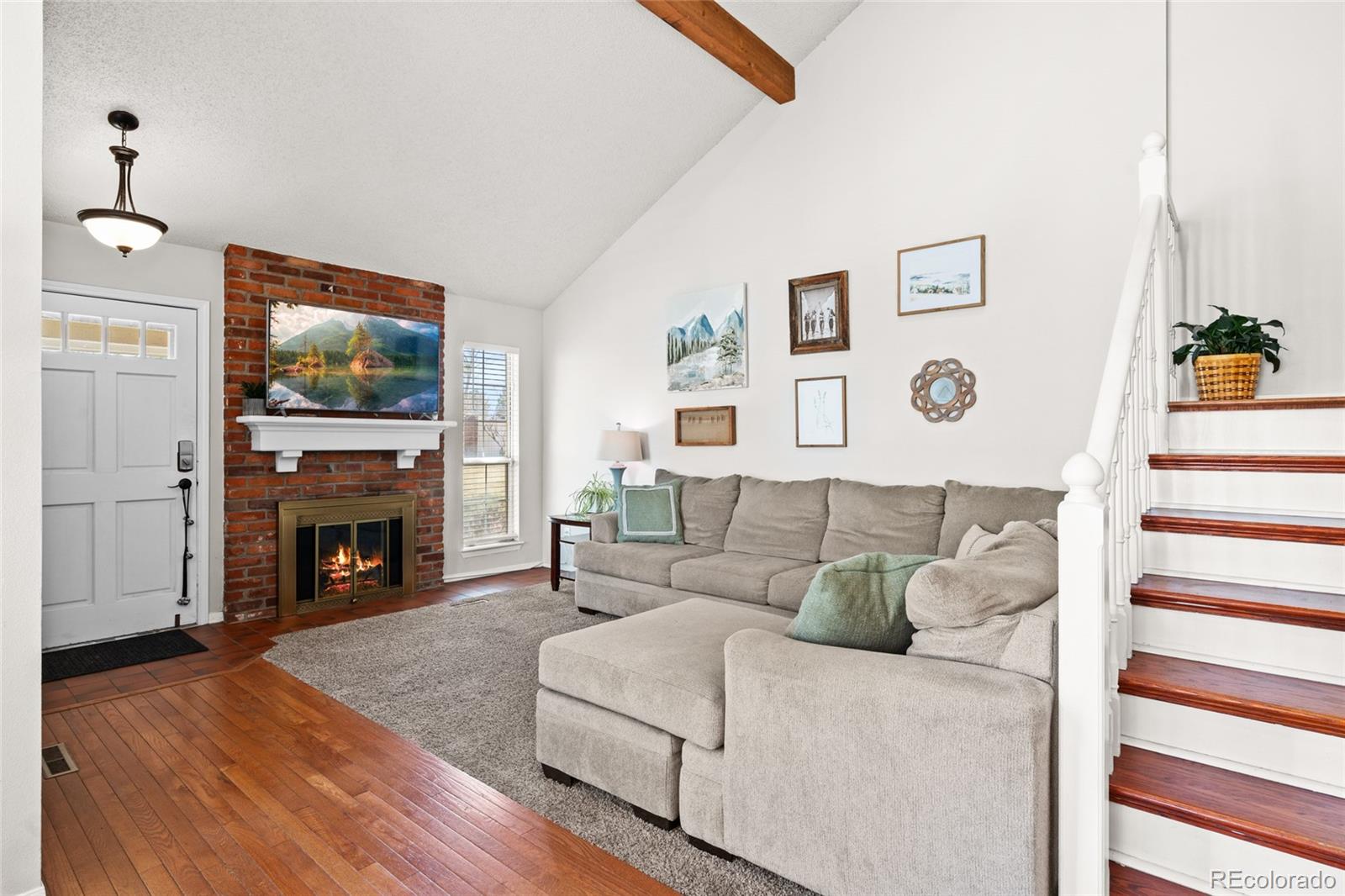 MLS Image #5 for 949 s evanston circle,aurora, Colorado
