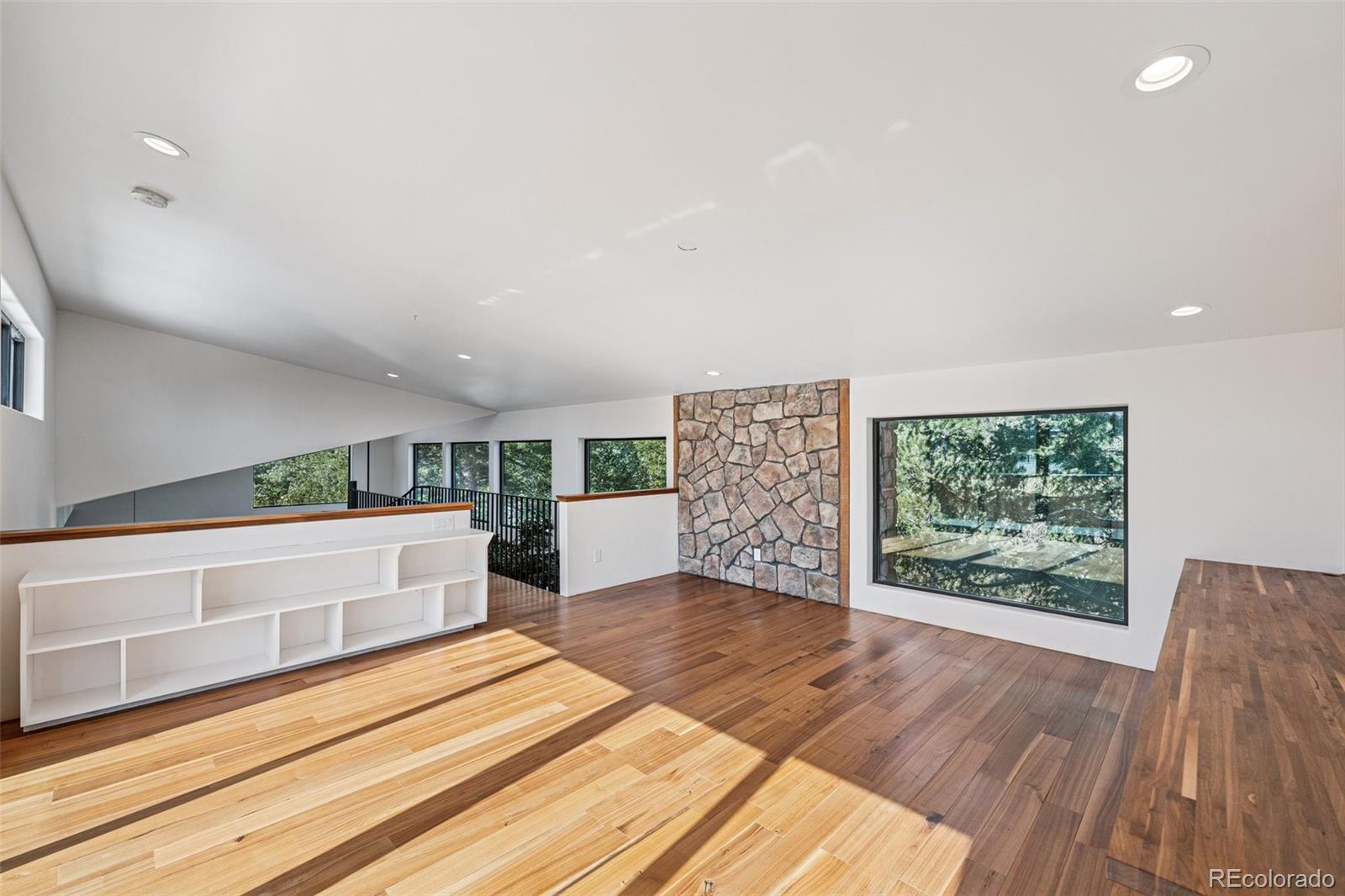 MLS Image #15 for 707  sun ridge circle,palmer lake, Colorado
