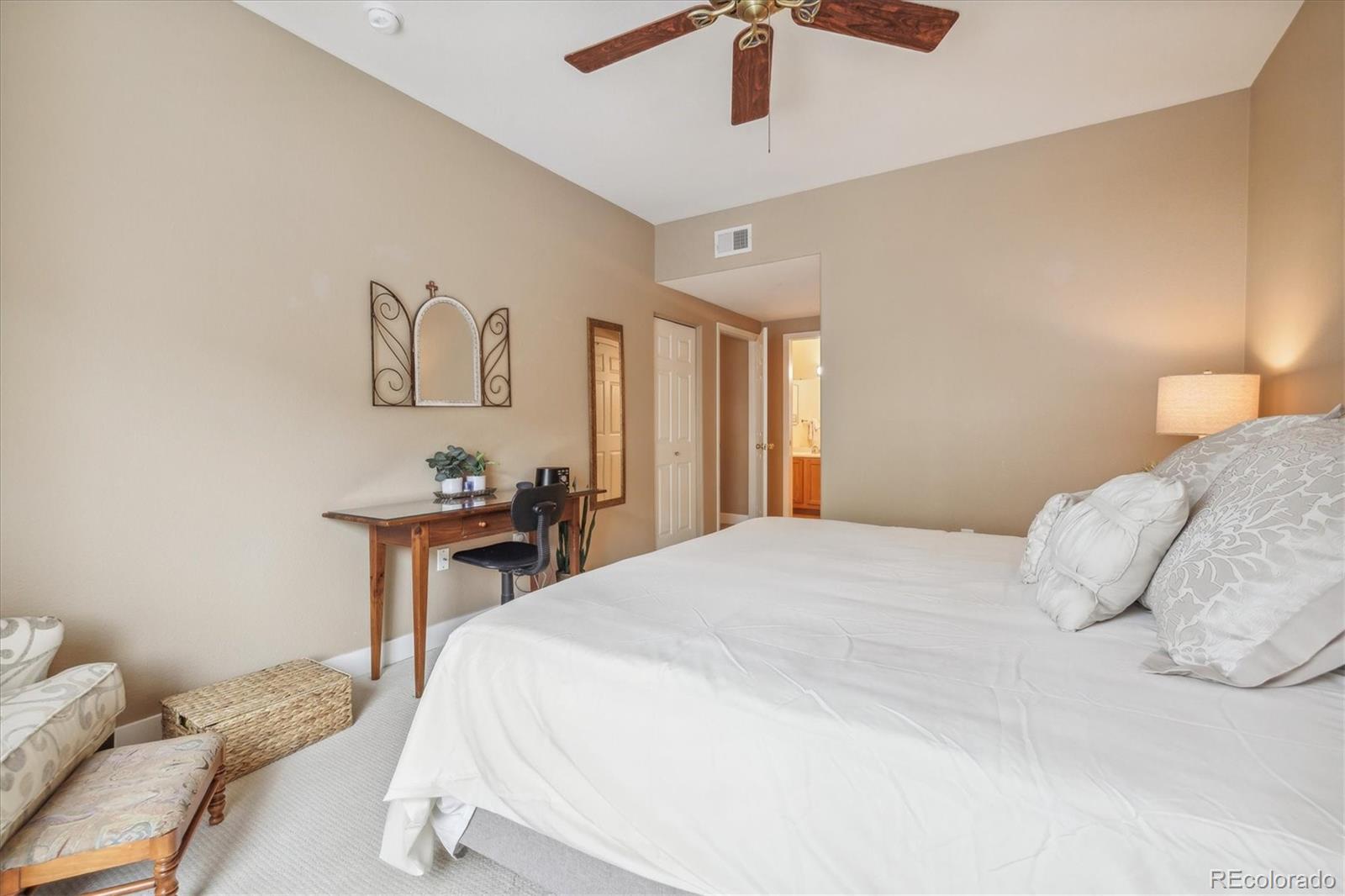 MLS Image #16 for 3847  mossy rock drive,highlands ranch, Colorado