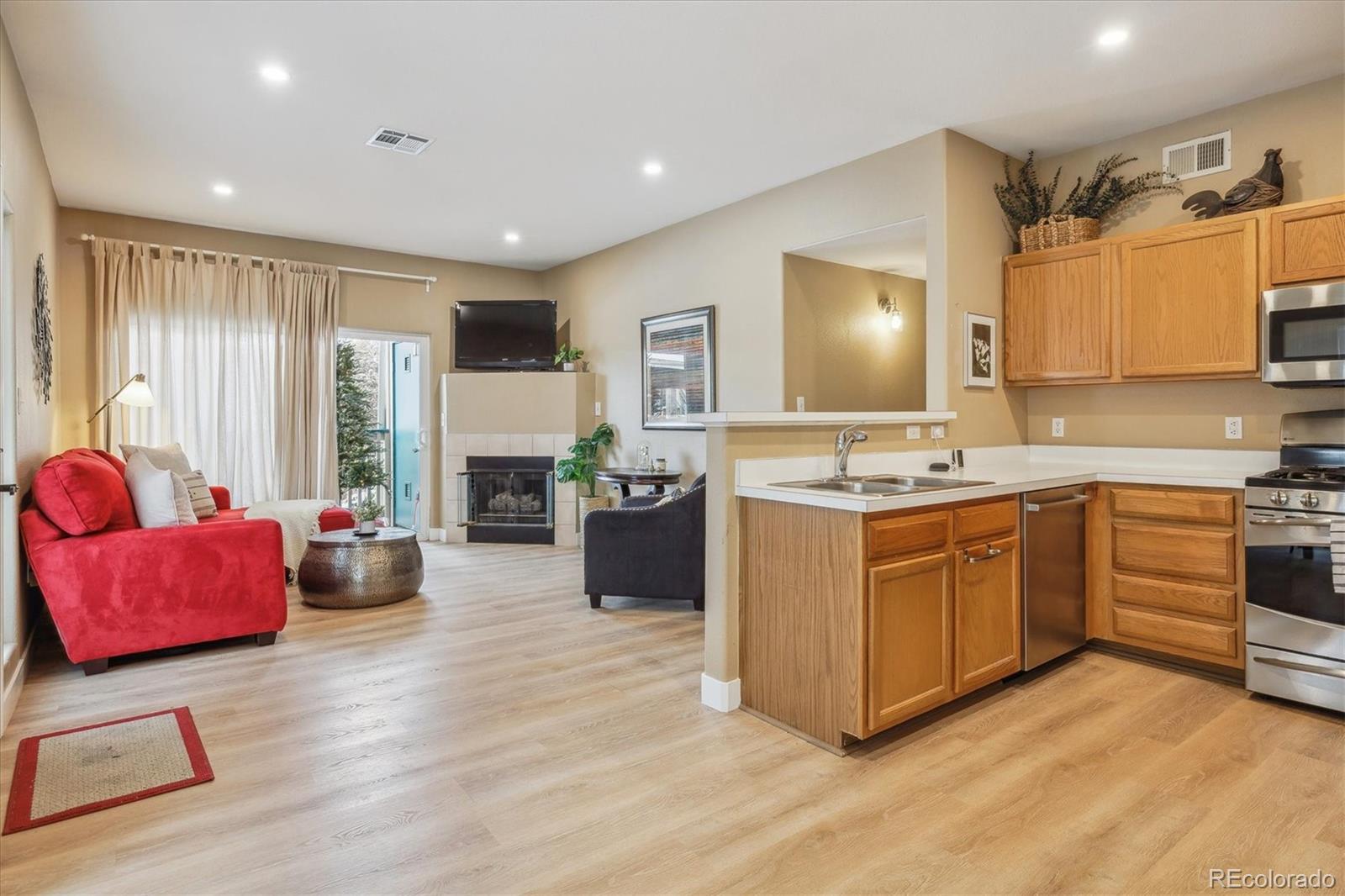 MLS Image #9 for 3847  mossy rock drive,highlands ranch, Colorado