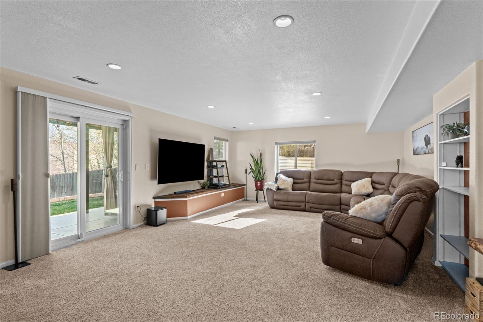 MLS Image #41 for 1271  berganot trail,castle pines, Colorado