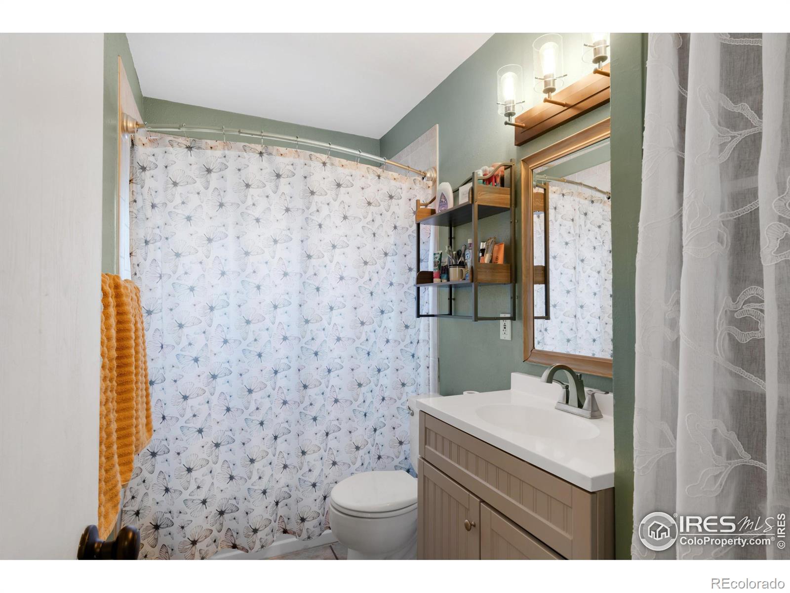 MLS Image #11 for 1622  quivira drive,denver, Colorado