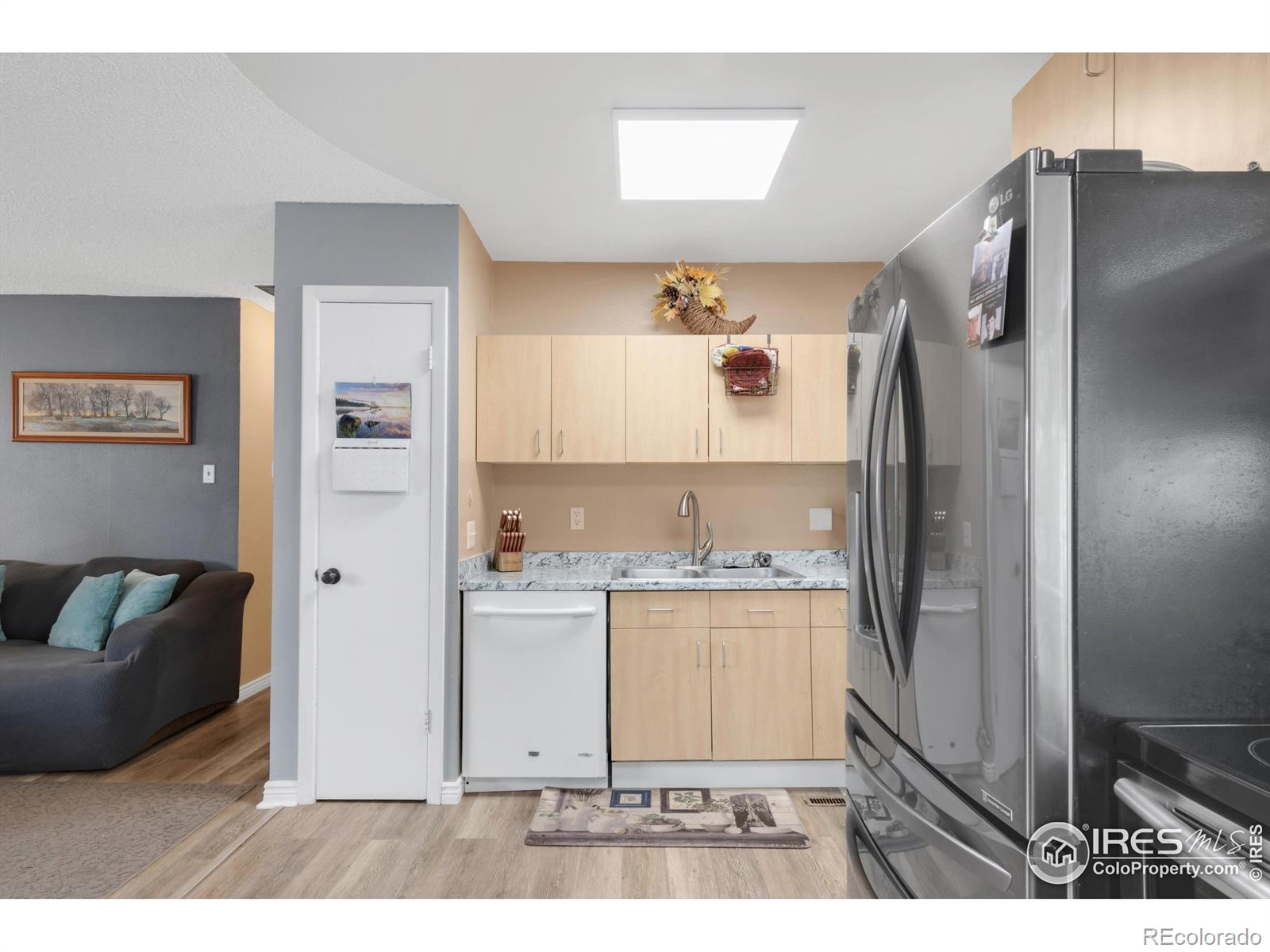 MLS Image #4 for 1622  quivira drive,denver, Colorado