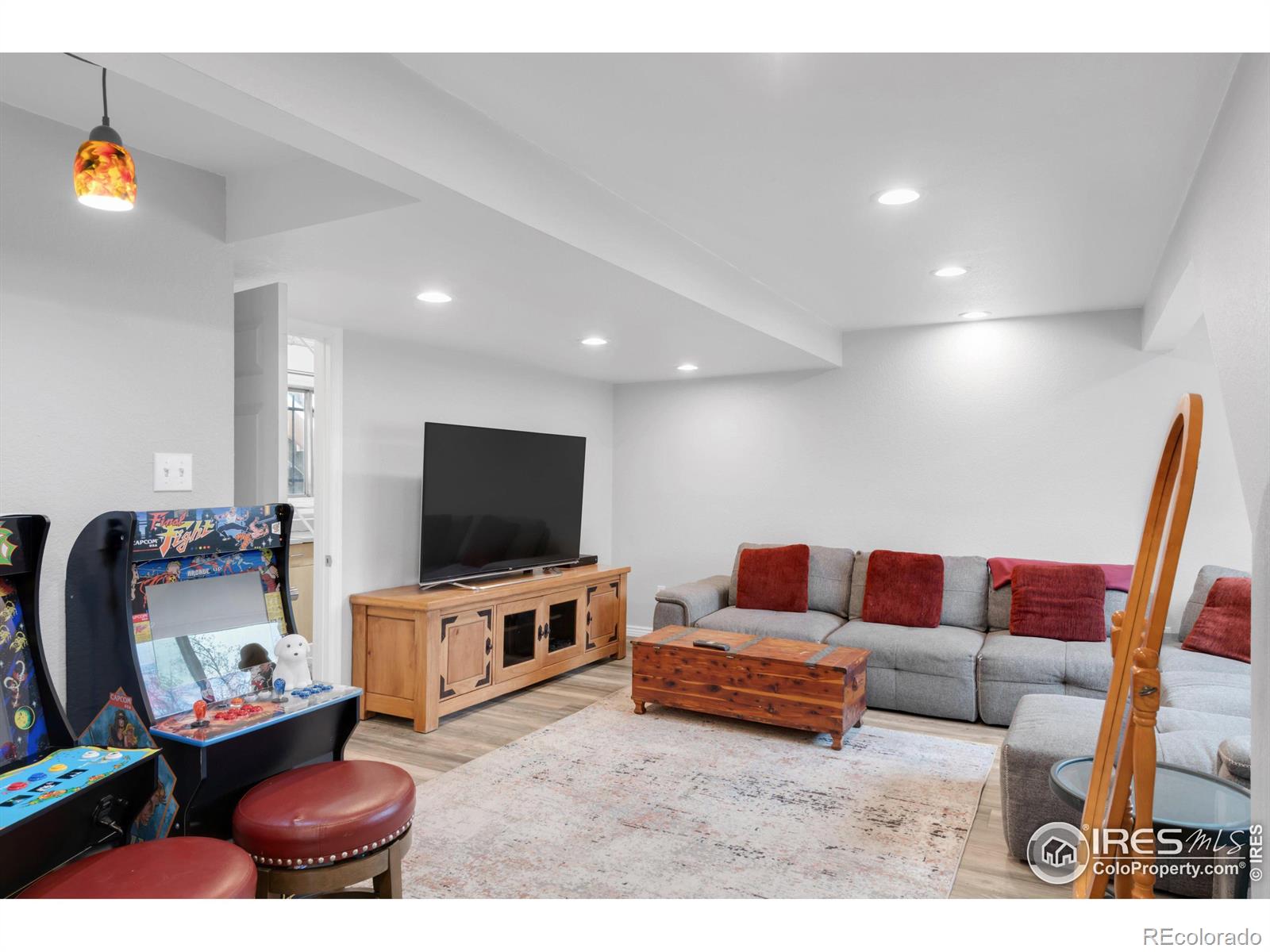 MLS Image #6 for 1622  quivira drive,denver, Colorado