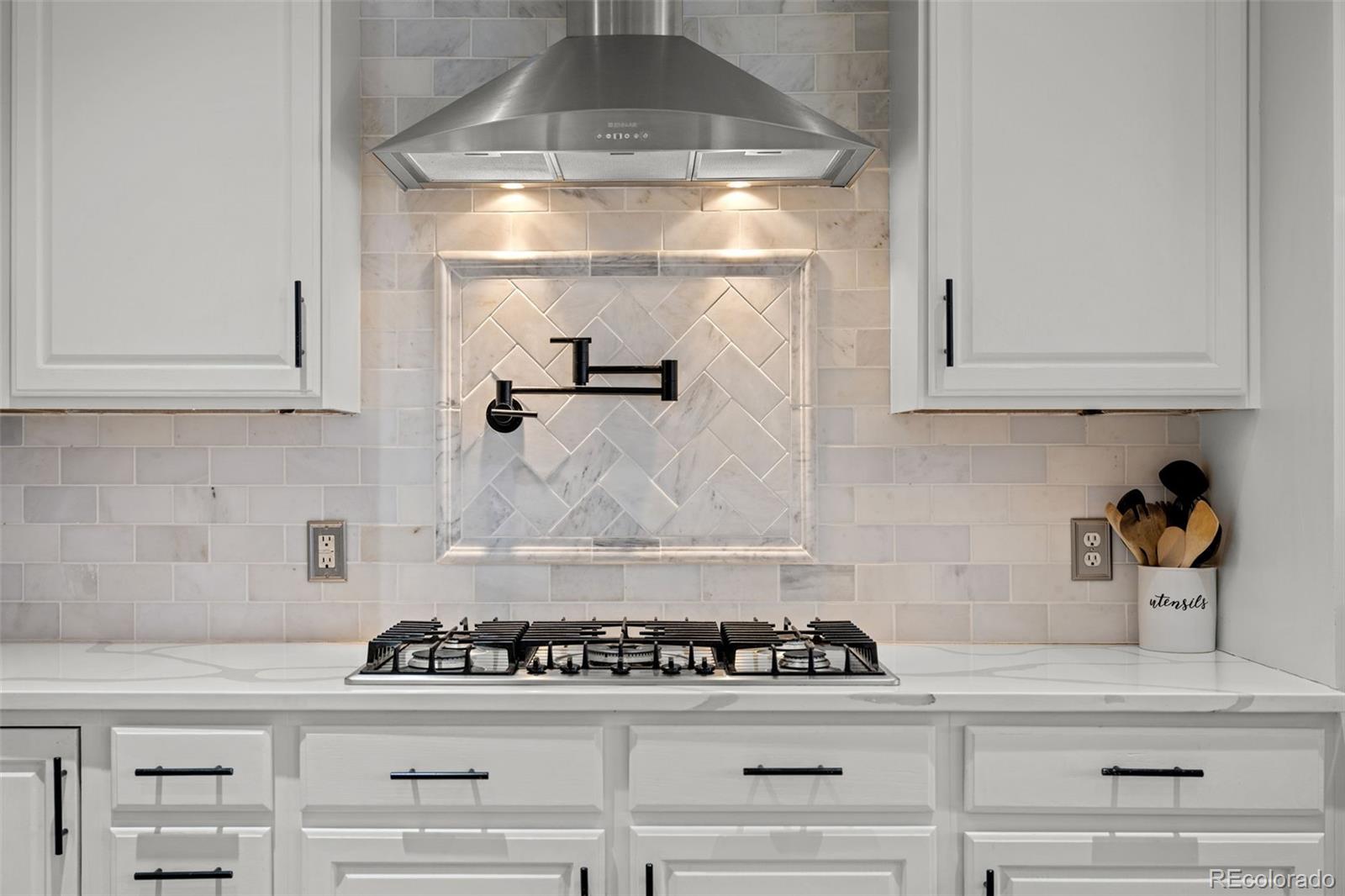 MLS Image #23 for 7862  stonedale drive,castle pines, Colorado