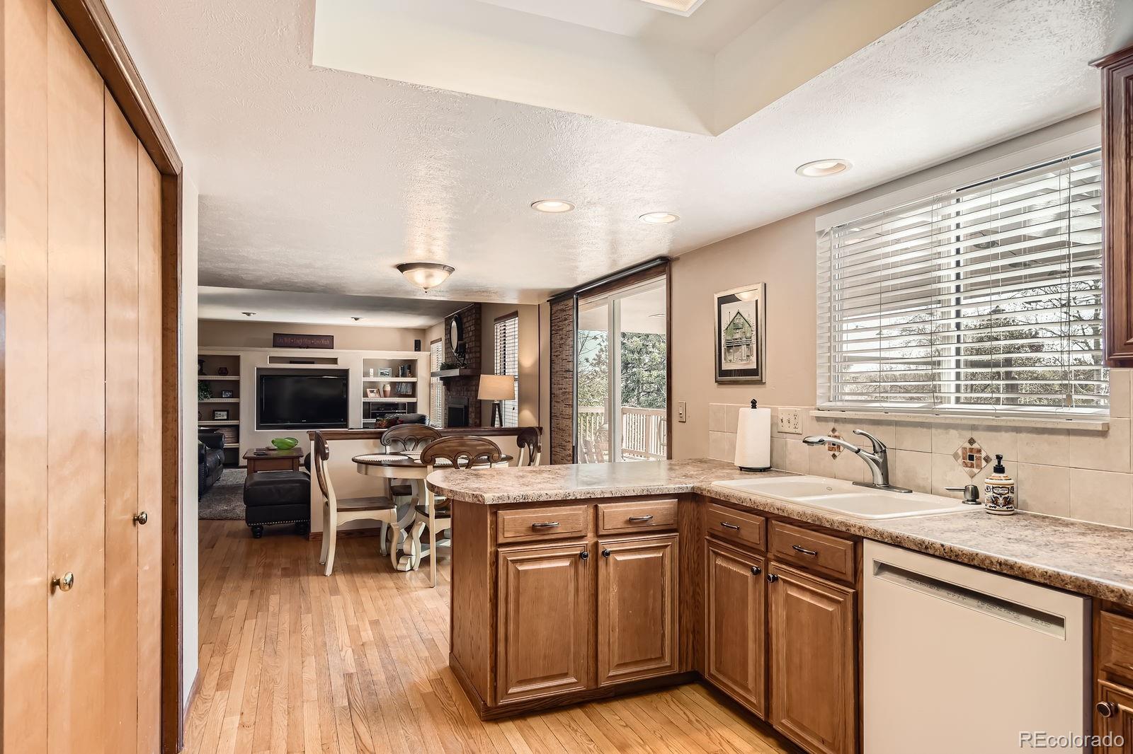 MLS Image #4 for 7926 s corona court,centennial, Colorado