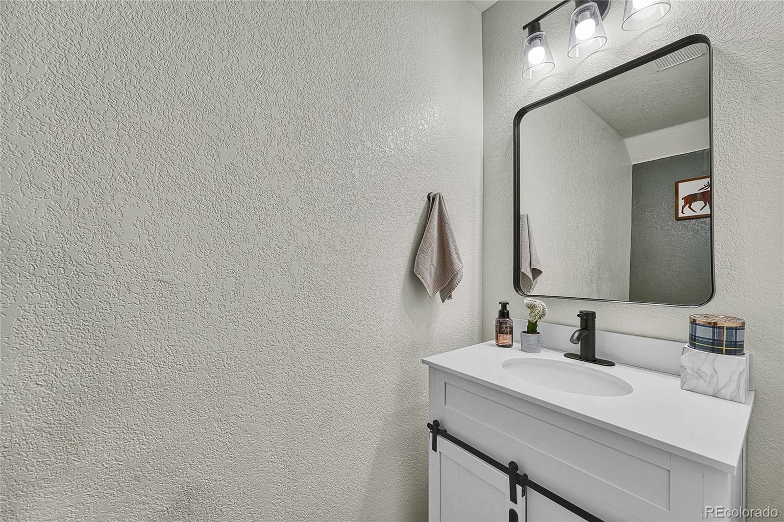 MLS Image #10 for 7946 s kittredge street,englewood, Colorado