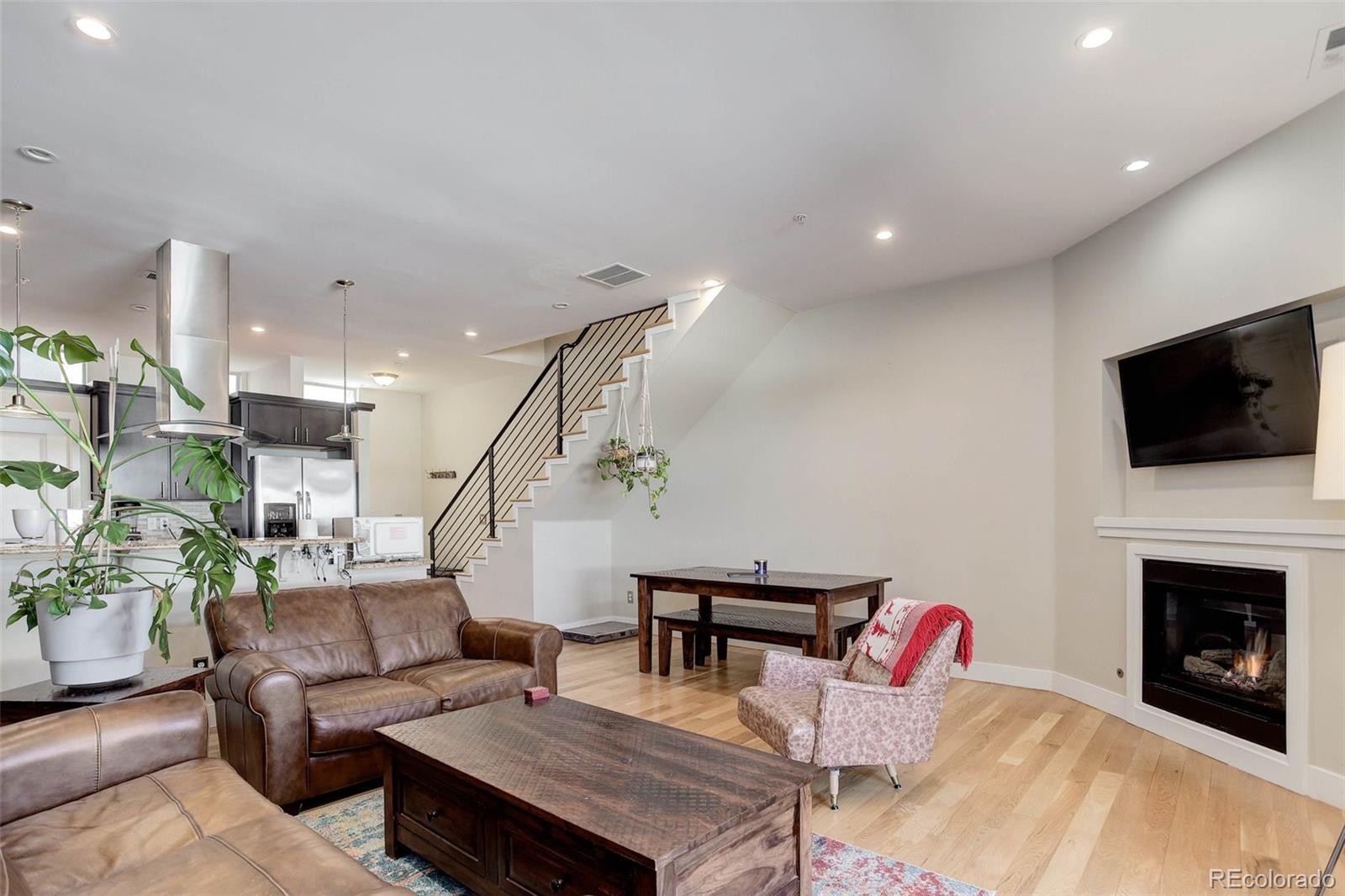 MLS Image #16 for 3040  zuni street,denver, Colorado