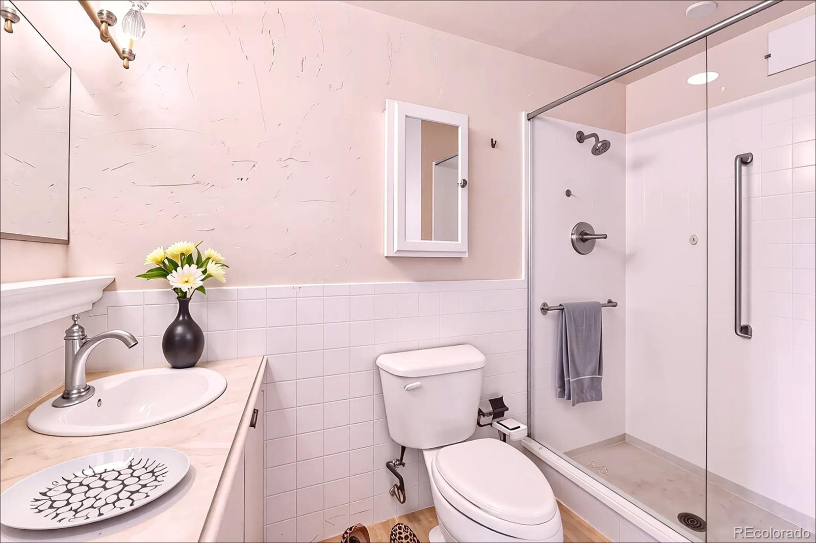 MLS Image #11 for 745 s alton way,denver, Colorado