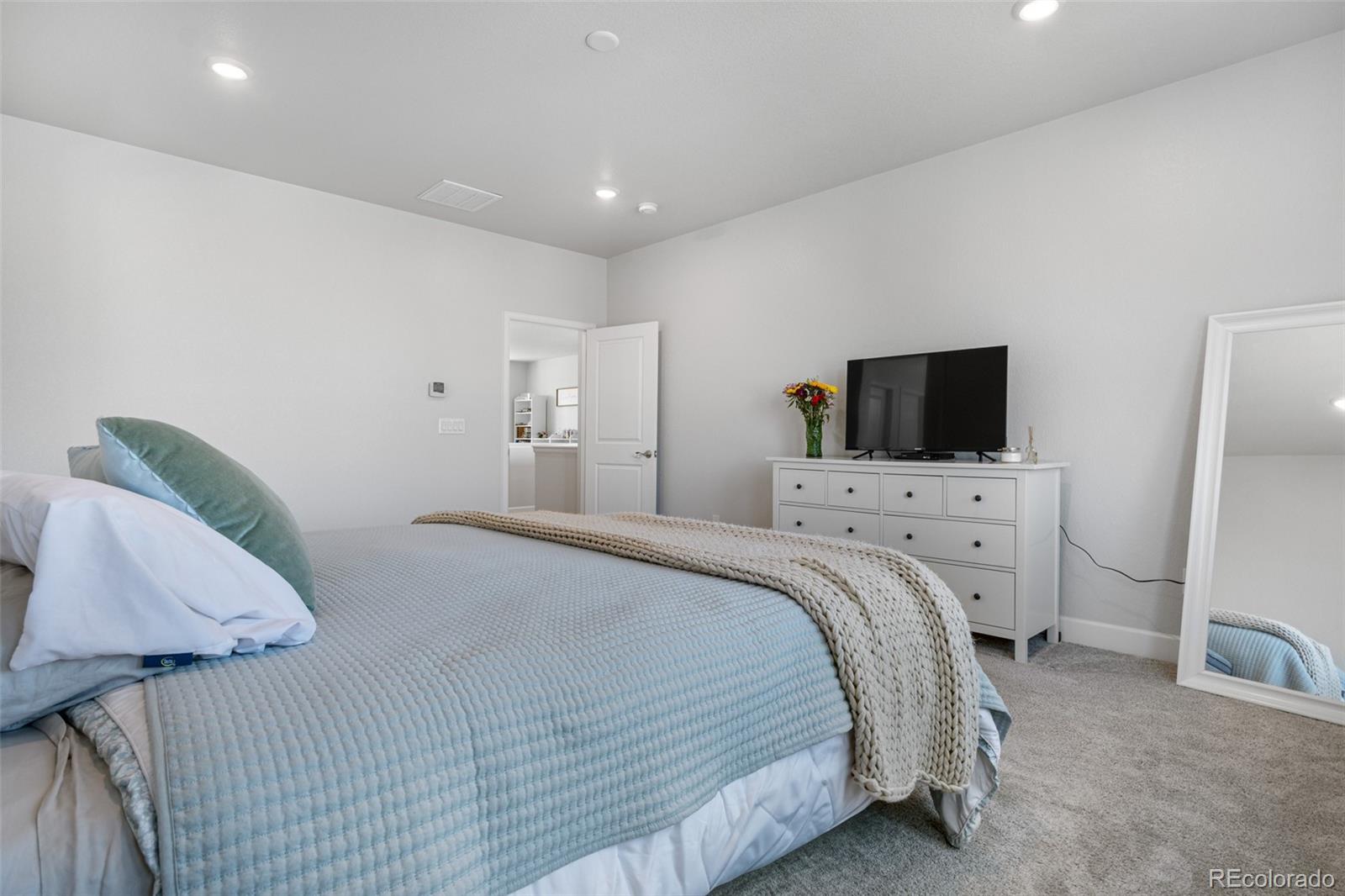 MLS Image #25 for 8497  estes park avenue,littleton, Colorado