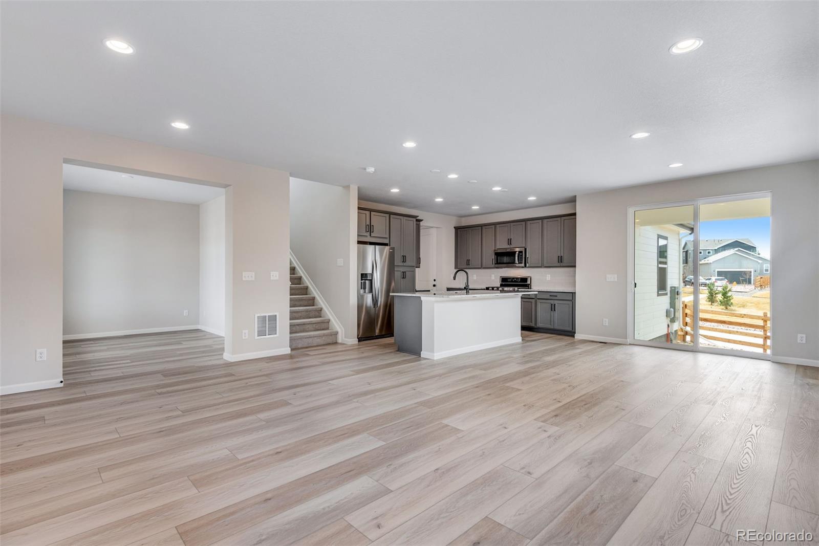 MLS Image #10 for 17824 e 107th place,commerce city, Colorado