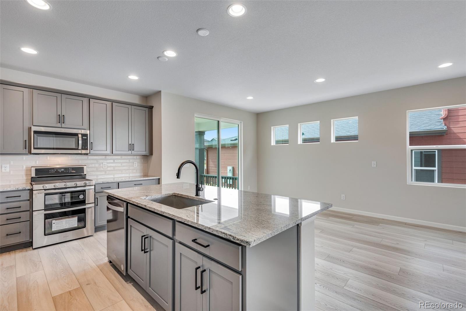 MLS Image #3 for 17824 e 107th place,commerce city, Colorado