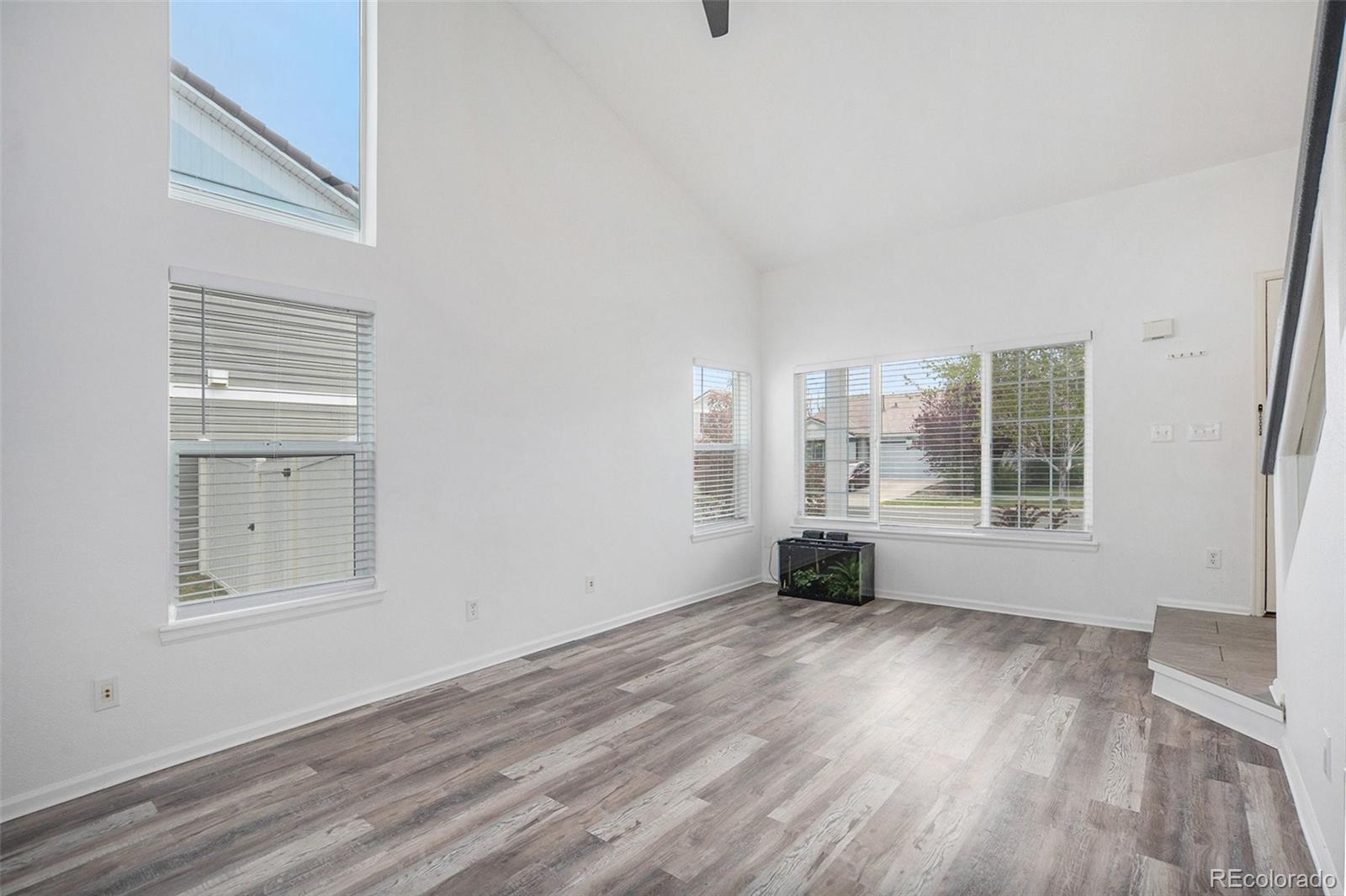 MLS Image #6 for 19153 e 51st avenue,denver, Colorado