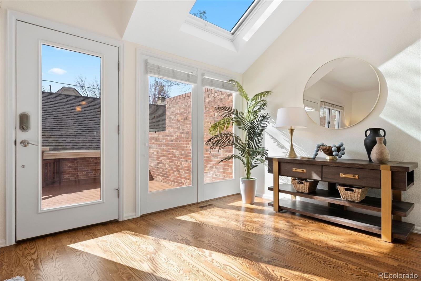 MLS Image #6 for 443  garfield street,denver, Colorado