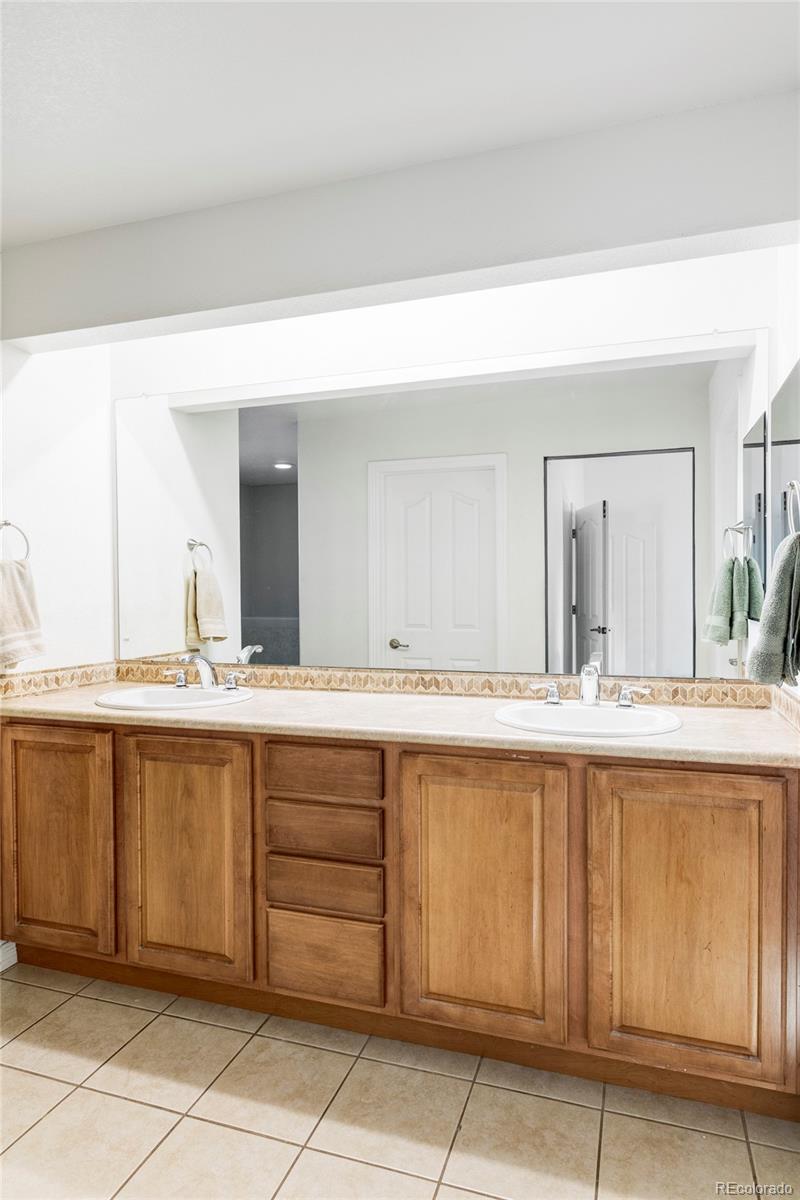 MLS Image #19 for 6103 s millbrook court,aurora, Colorado