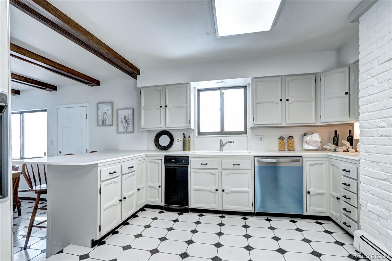 MLS Image #10 for 561  saulsbury street,lakewood, Colorado