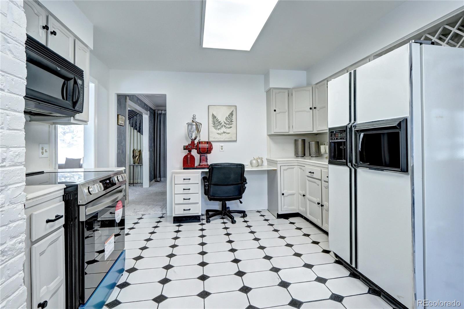 MLS Image #11 for 561  saulsbury street,lakewood, Colorado